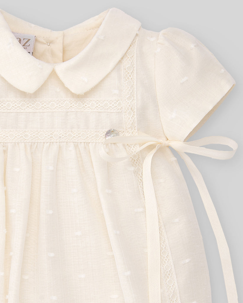 Pelele Con Capota Muselina Cuello Plumeti Beige - Paz Rodriguez