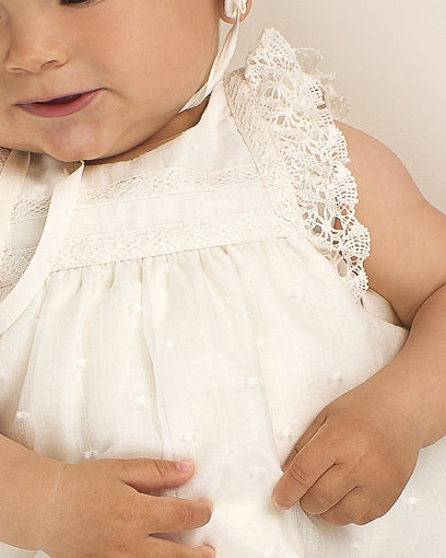 Vestido Con Braguita y capota Ceremonia Paz V24 - Paz Rodriguez