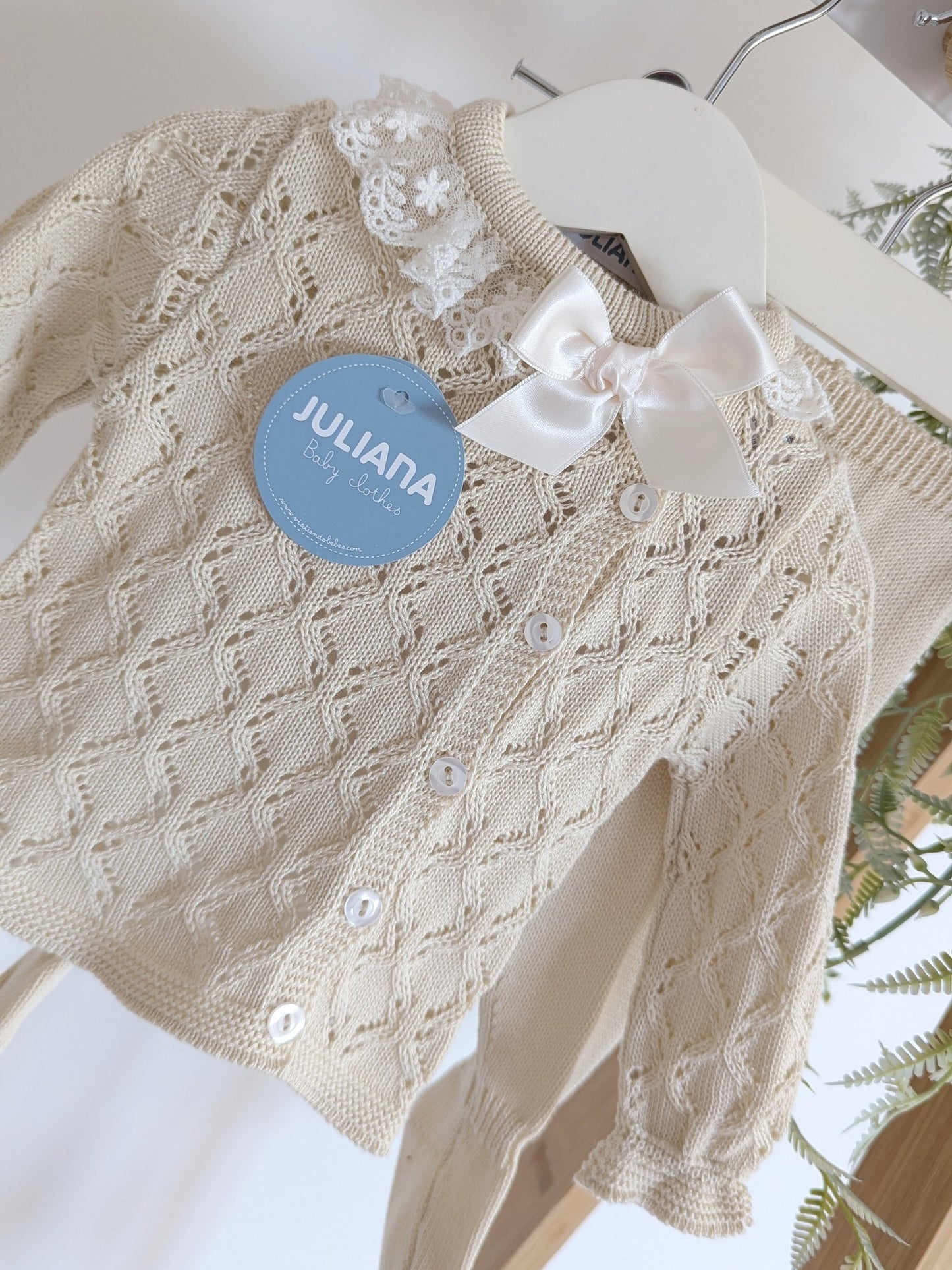 Conjunto Polaina Calado Lazo Crema - Colección Tramontana de Juliana