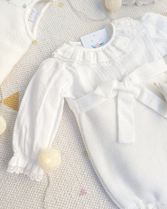 Pelele con Capota Ceremonia Paz OI - Paz Rodriguez