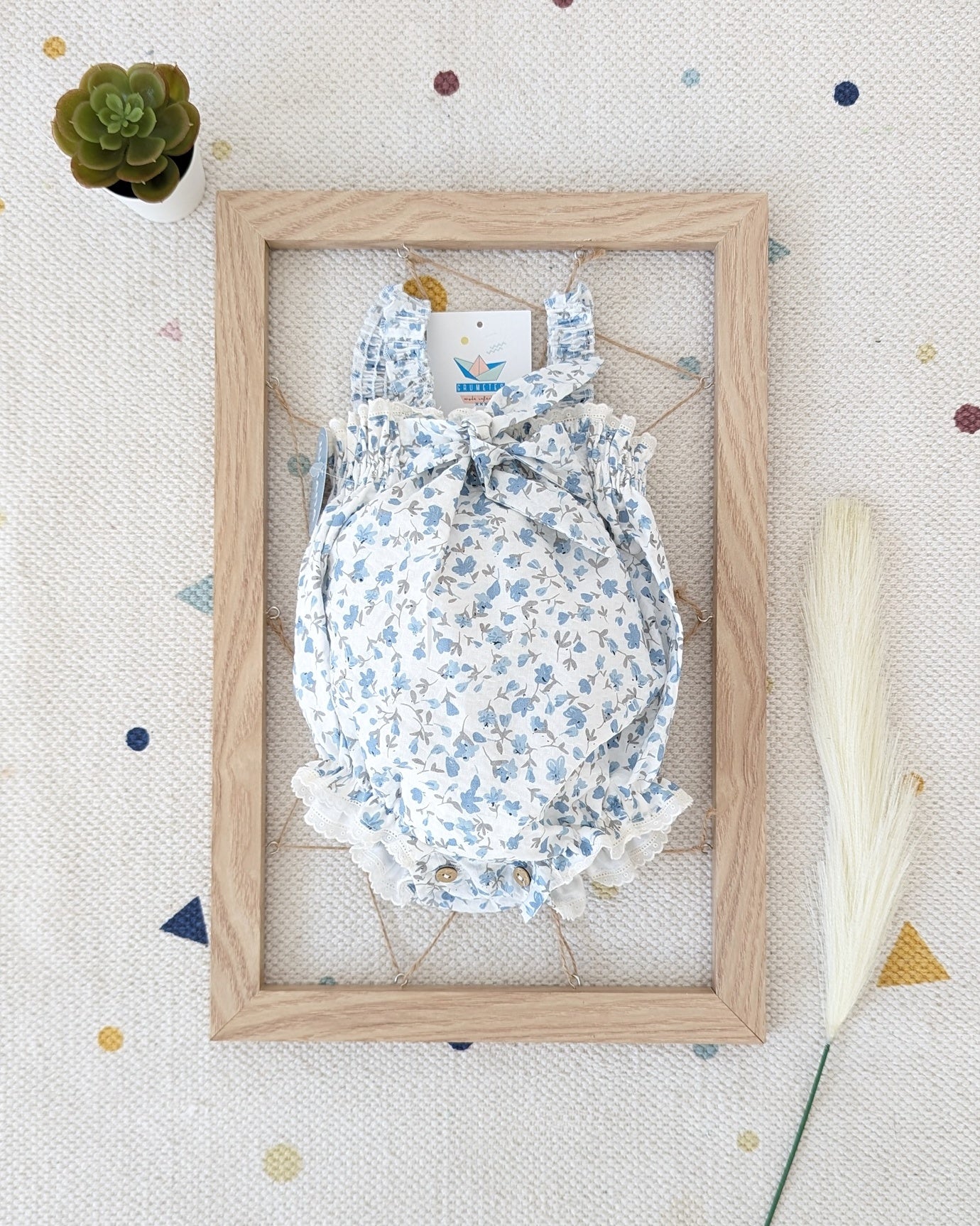 Pelele Engomado Florecitas Cielo Juliana – Tienda Grumetes Moda