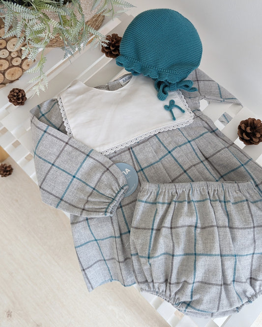 Jesusito Babero Cuadros Verde Báltico - Juliana