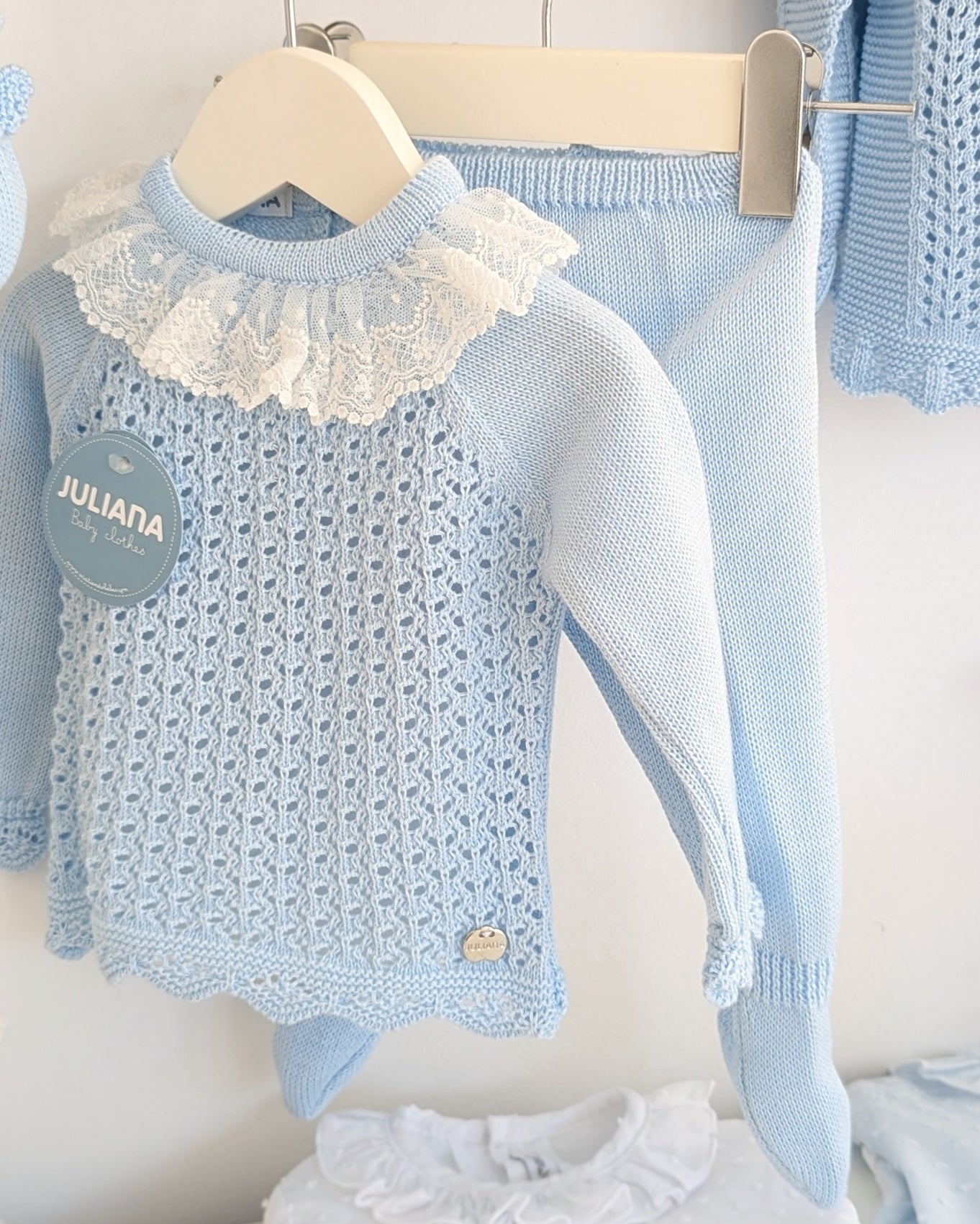 Conjunto Polaina Calado Celeste - Colección Mistralet de Juliana