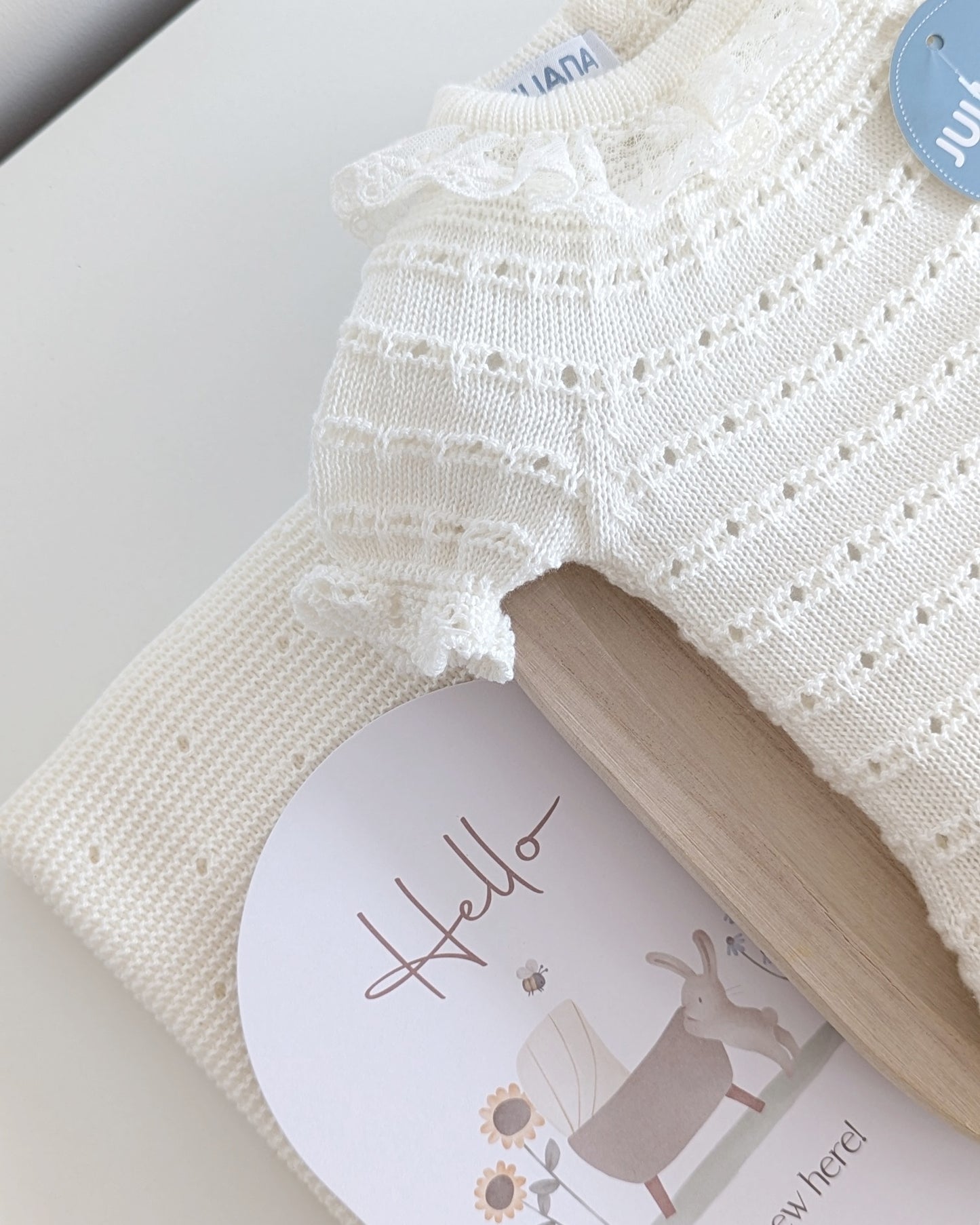 Conjunto Braga Punto Pasacintas Crudo - Colección Etesio de Juliana