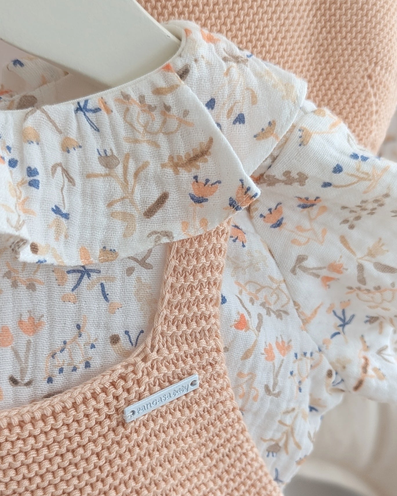 Conjunto Peto con Camisa Melocoton Familia Honey Peach - Pangasa Baby