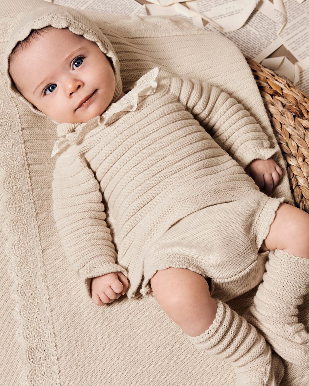 Conjunto Braga Punto Con Botitas Crema - Colección Sonata de Juliana