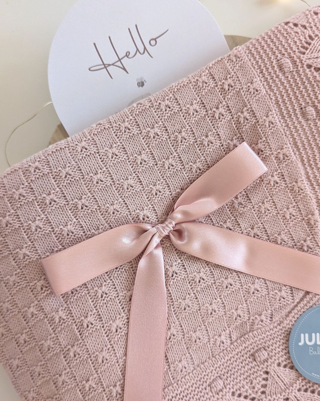 Chal Bebe Cuadritos Recogidas Rosa Empolvado - Juliana