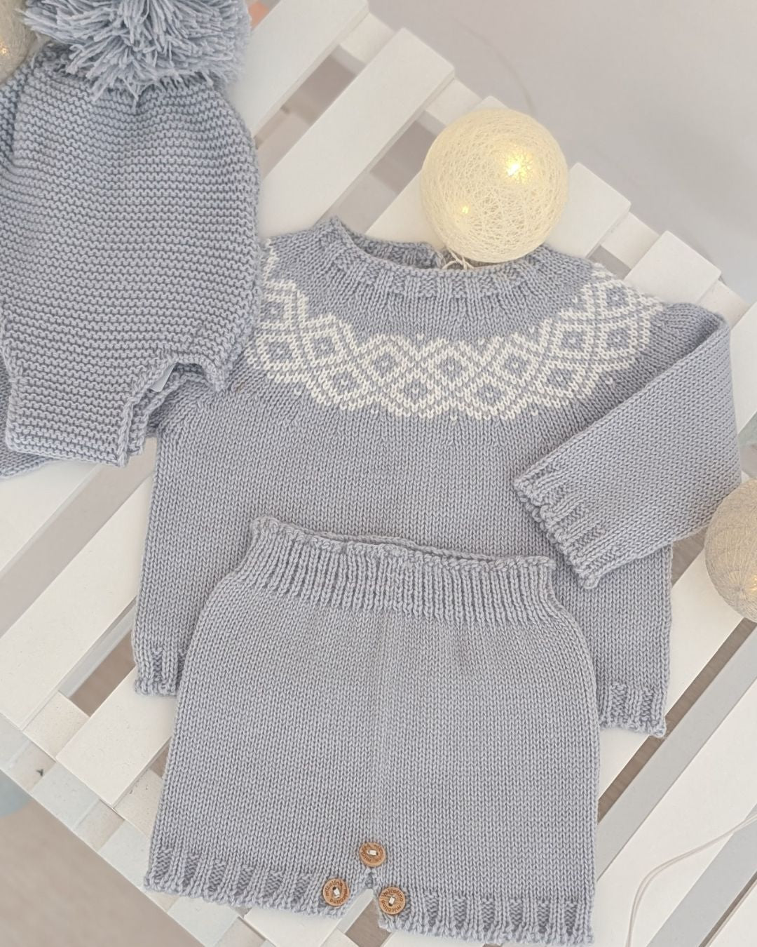 Conjunto Punto Con Gorro Celeste Cielo - Micolino