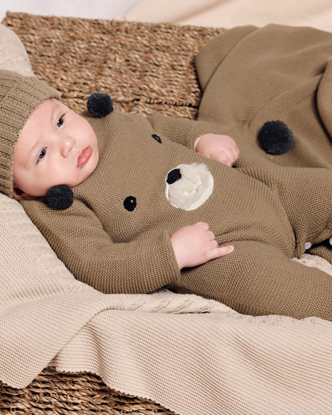 Pelele Bebé Largo Cara Osito Tostado 25630 - Colección Cuento de Juliana