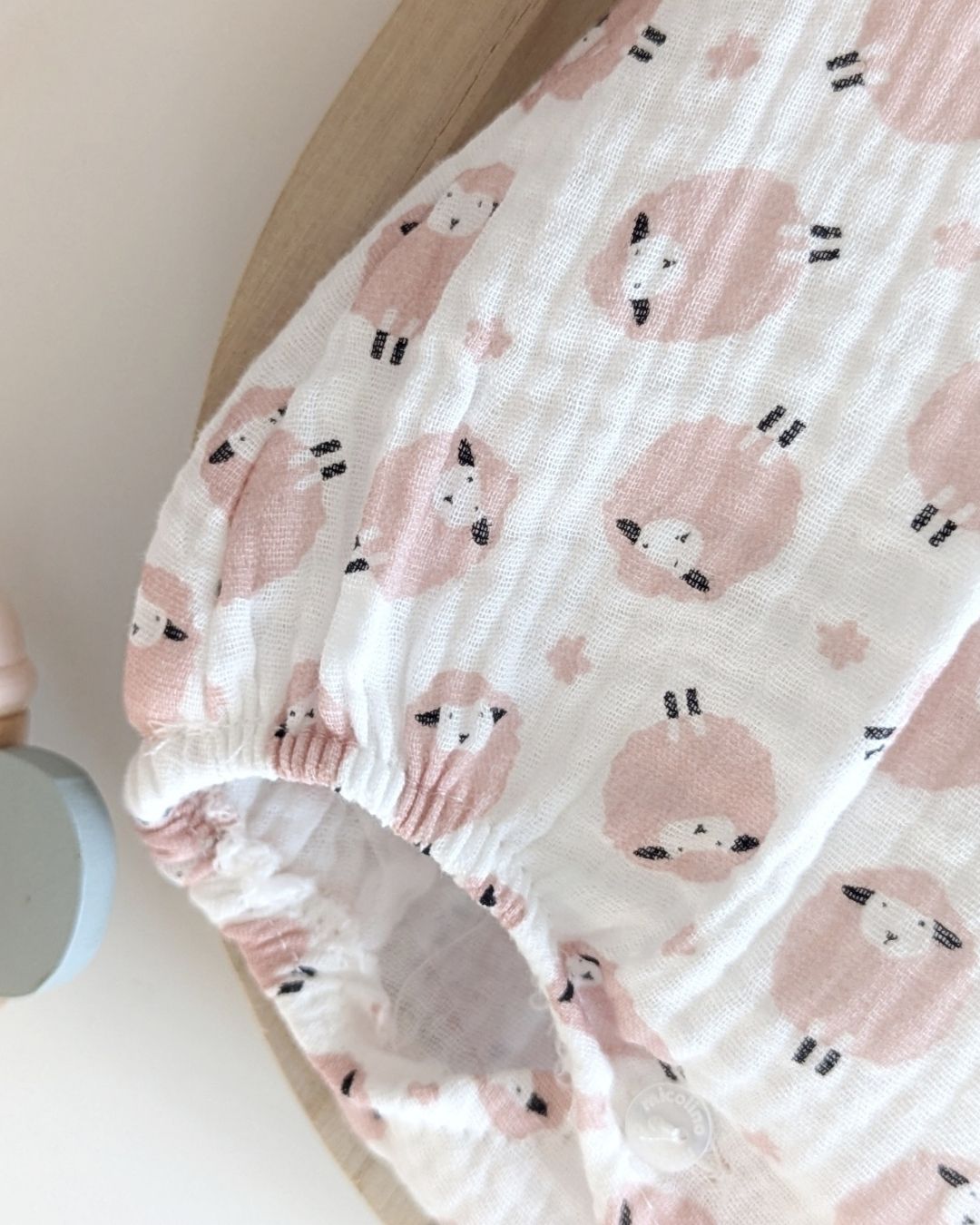 Body Bebé Rosa Familia Constanza - Micolino