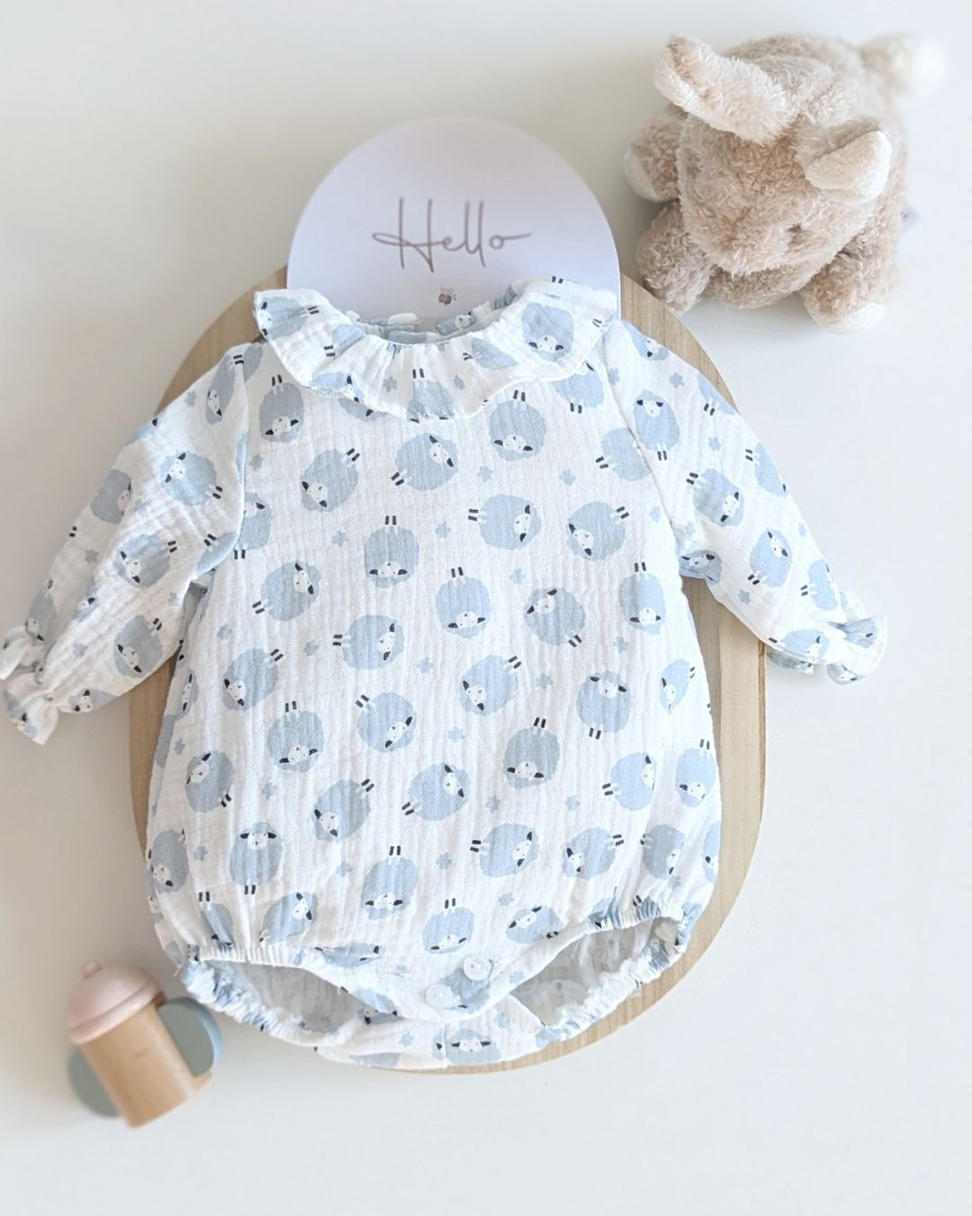 Body Bebé Celeste Cielo Familia Constanza - Micolino (Tallaje pequeño)