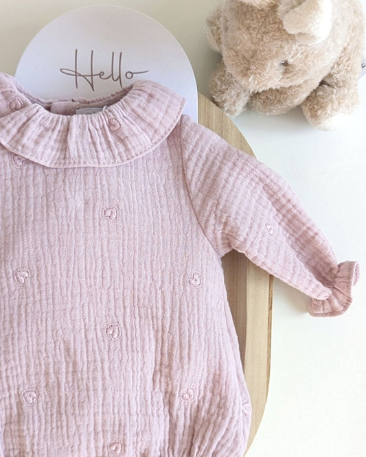 Body Bebé Rosa Empolvado Familia Catarina - Micolino