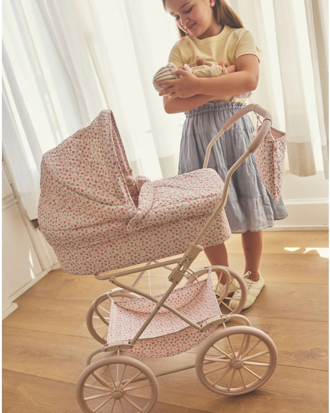 Carrito Para Muñecas Autumn Garden - Monnëka Tutete