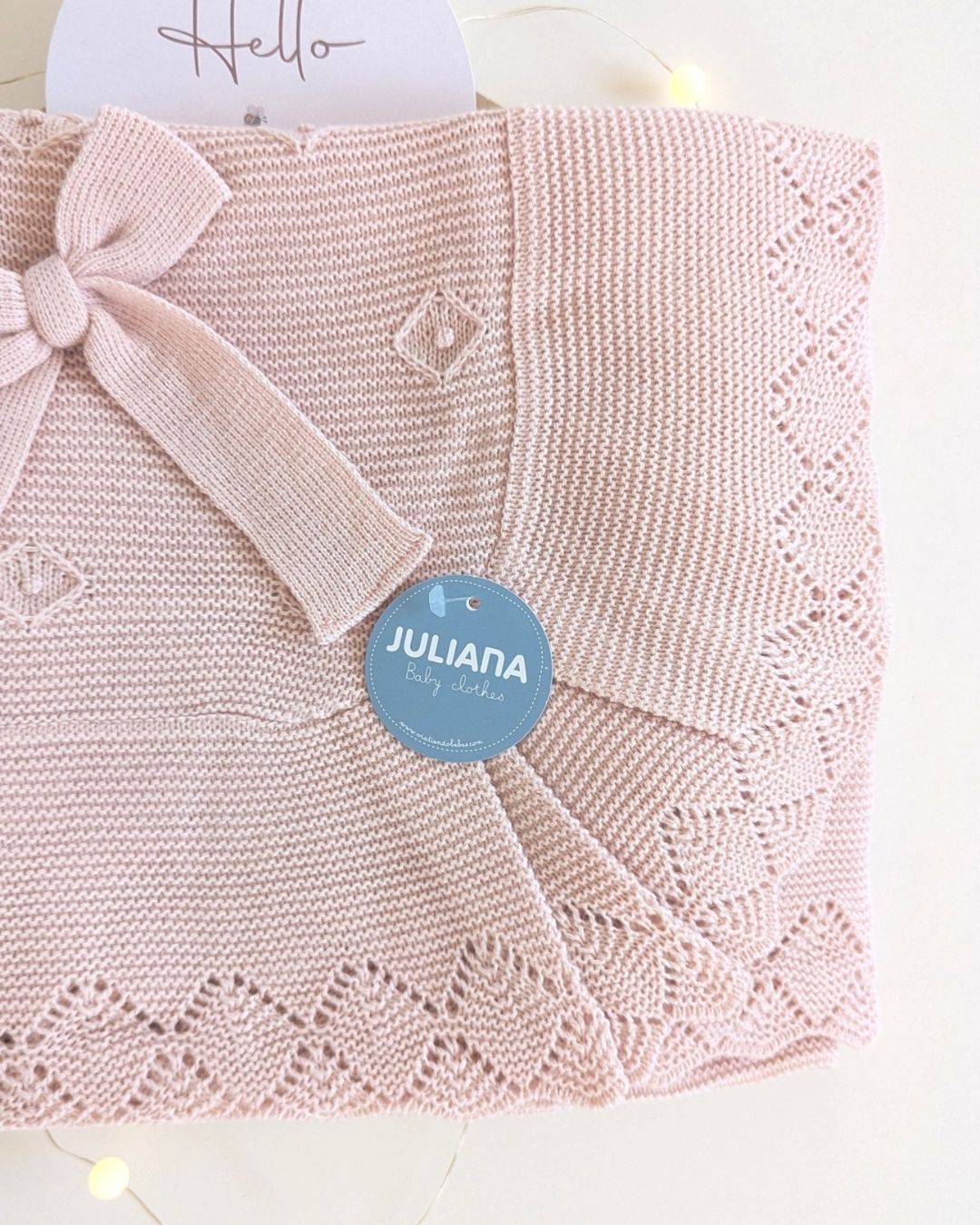 Chal Bebé Volante Rombos Rosa Palo 25519  - Juliana