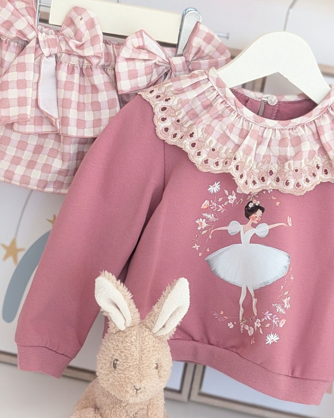 Conjunto Niña Familia Romero Art.2243 - Marta y Paula