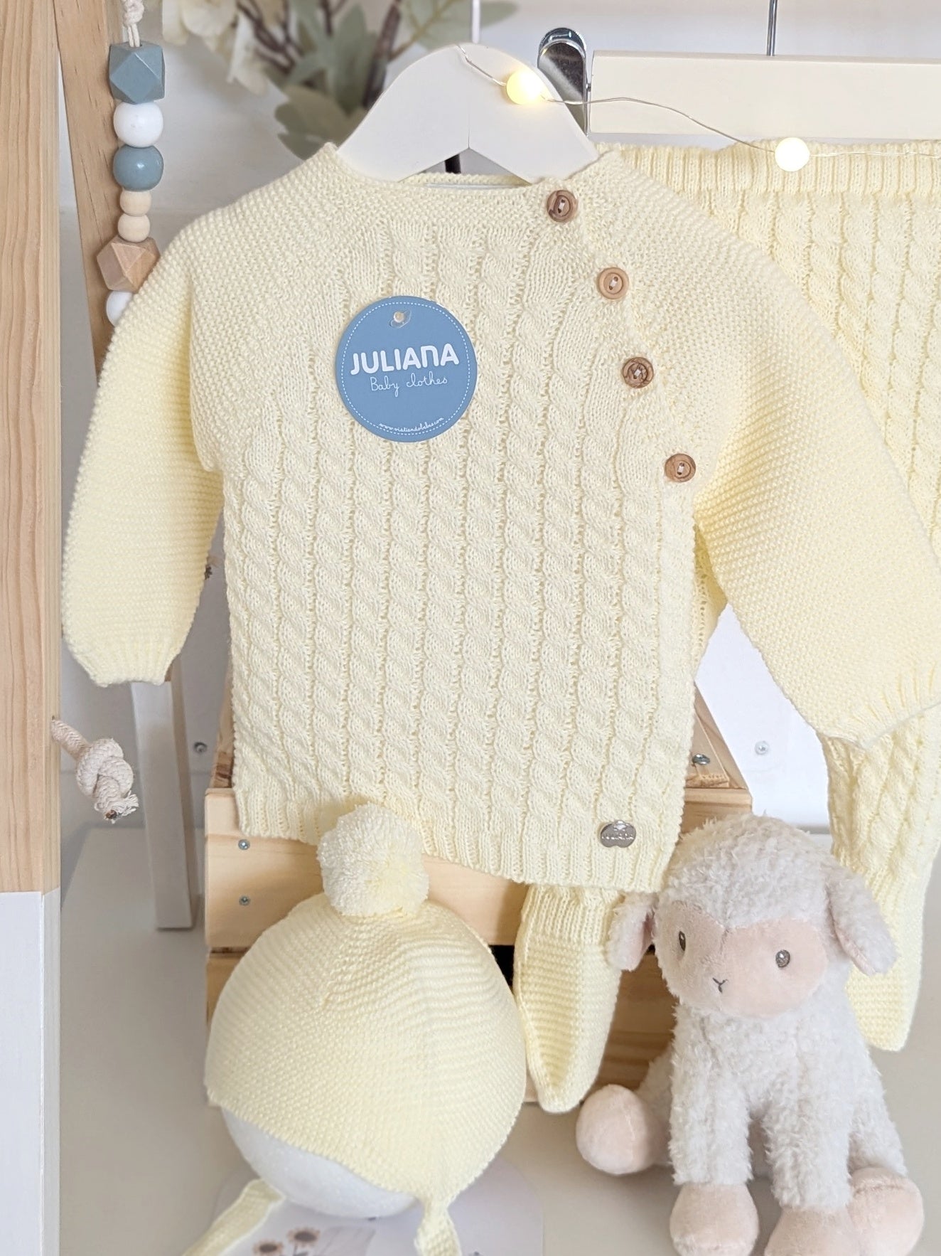 Conjunto Polaina Trenzas Amarillo - Colección Poesía de Juliana