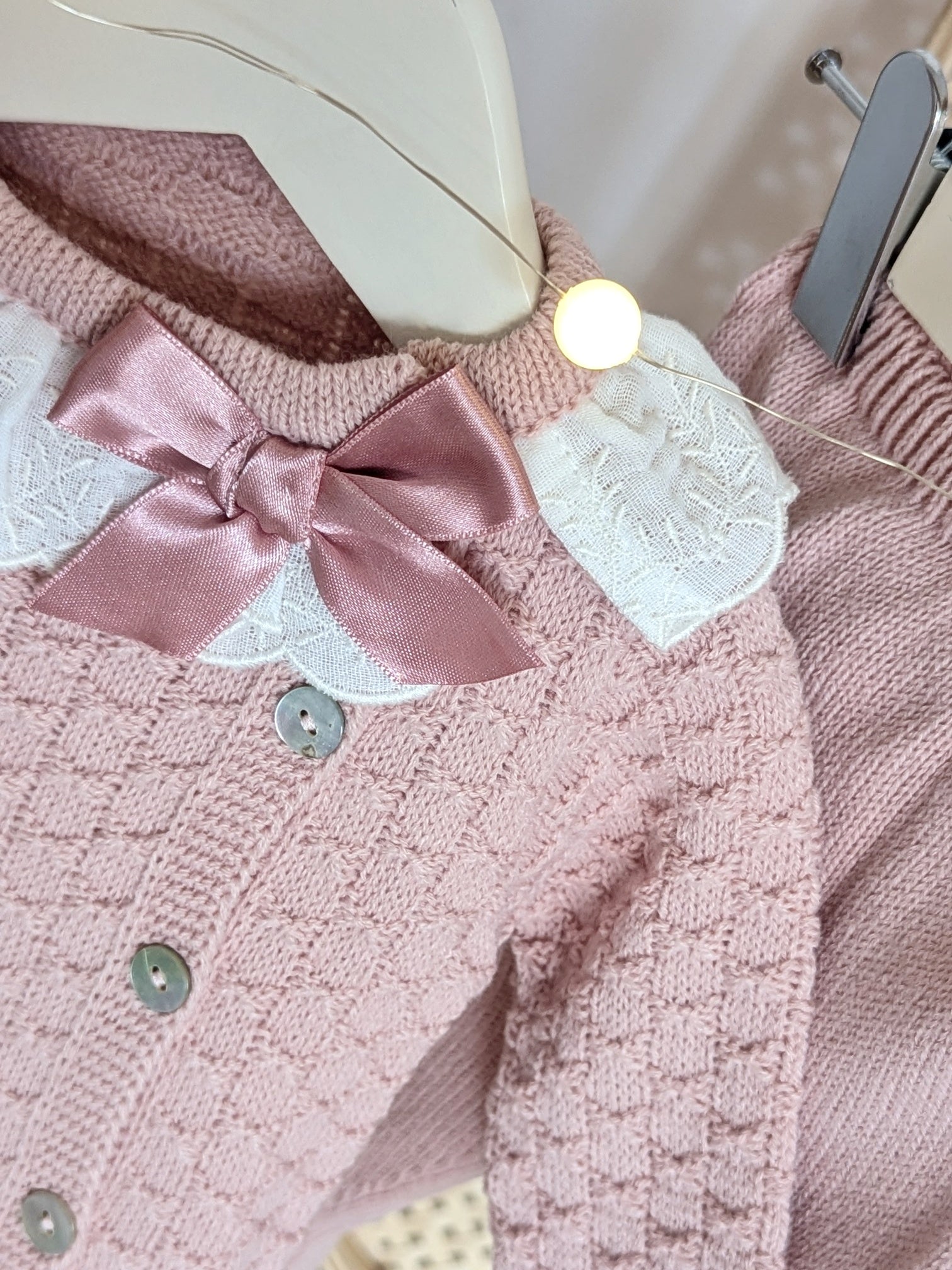 Conjunto Polaina Cuadritos Lazo Rosa Empolvado - Colección Leyenda de Juliana