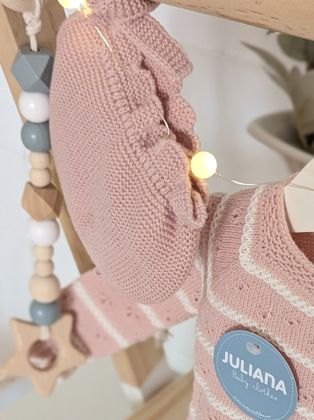 Conjunto Polaina Rayado Trenzas Rosa Empolvado - Colección Leyenda de Juliana