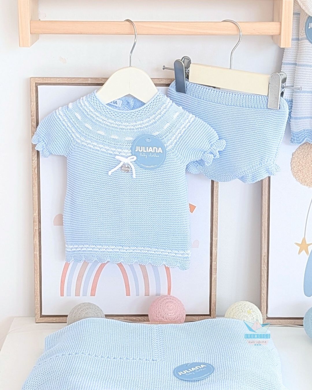 Conjunto bebé braga Celeste/Blanco 💜 Colección Arándano - Juliana