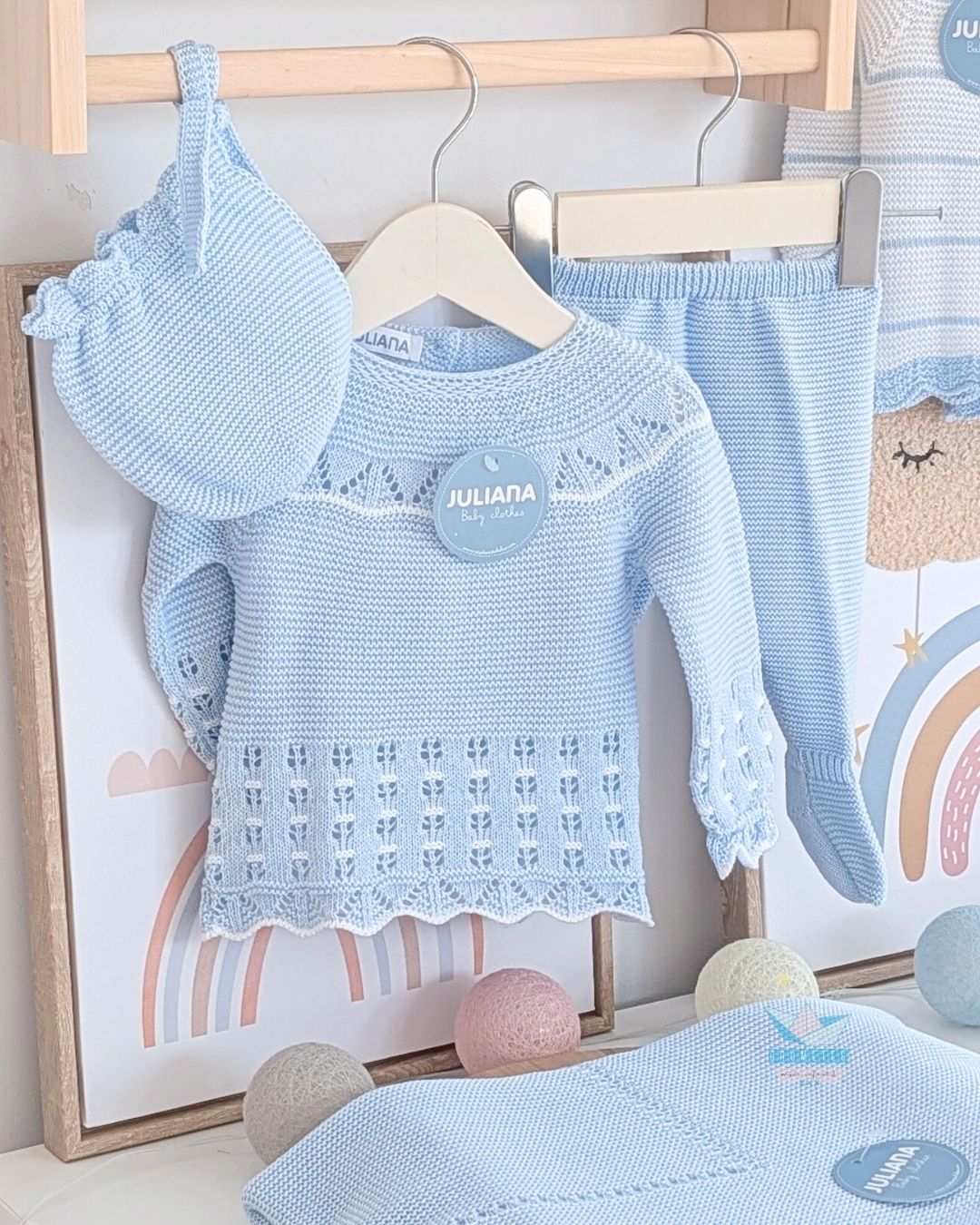 Conjunto bebé polaina Celeste/Blanco 🍊 Colección Mandarina - Juliana