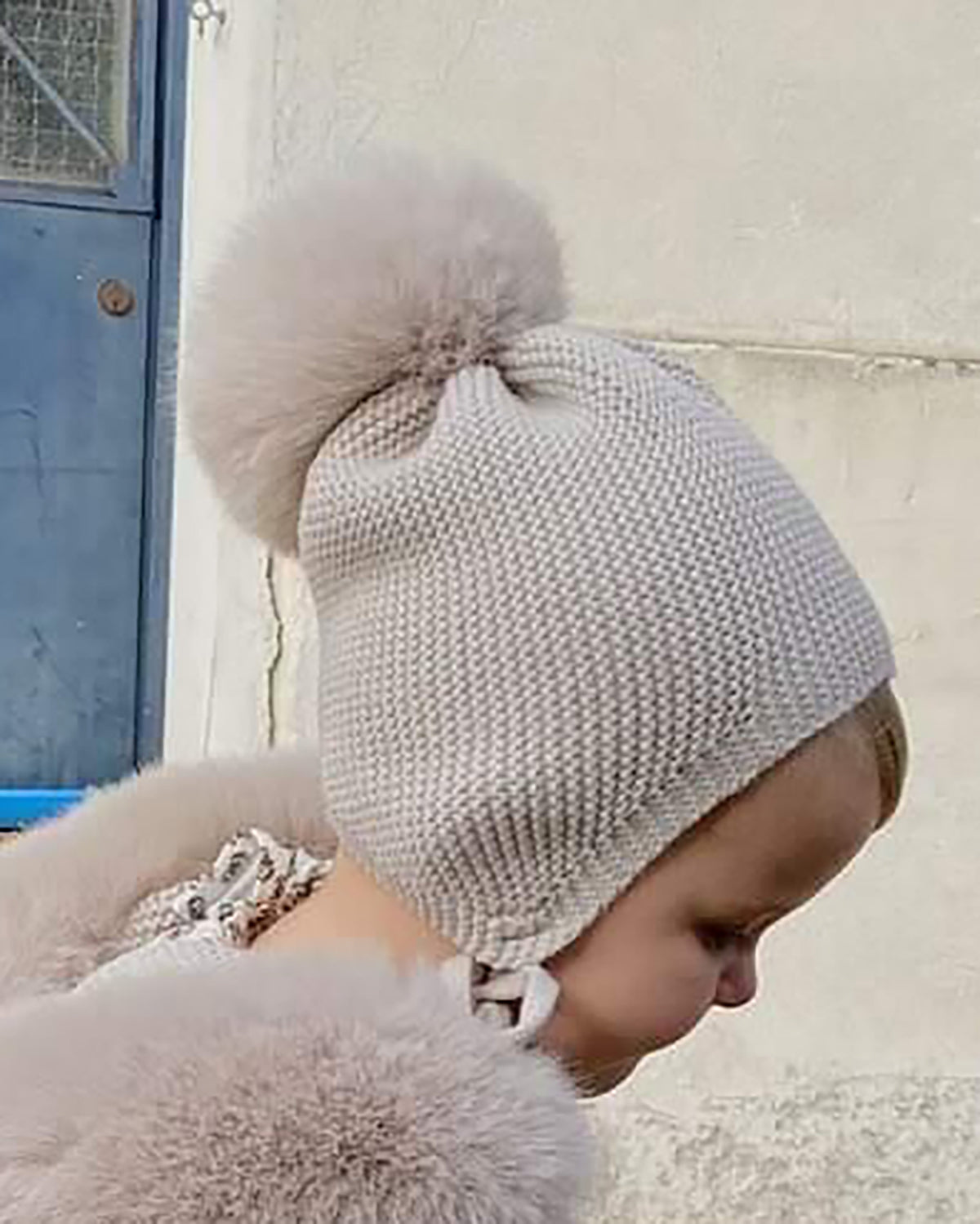 Gorro Pompon Pelo Natural Sintetico Camel - Pangasa Baby