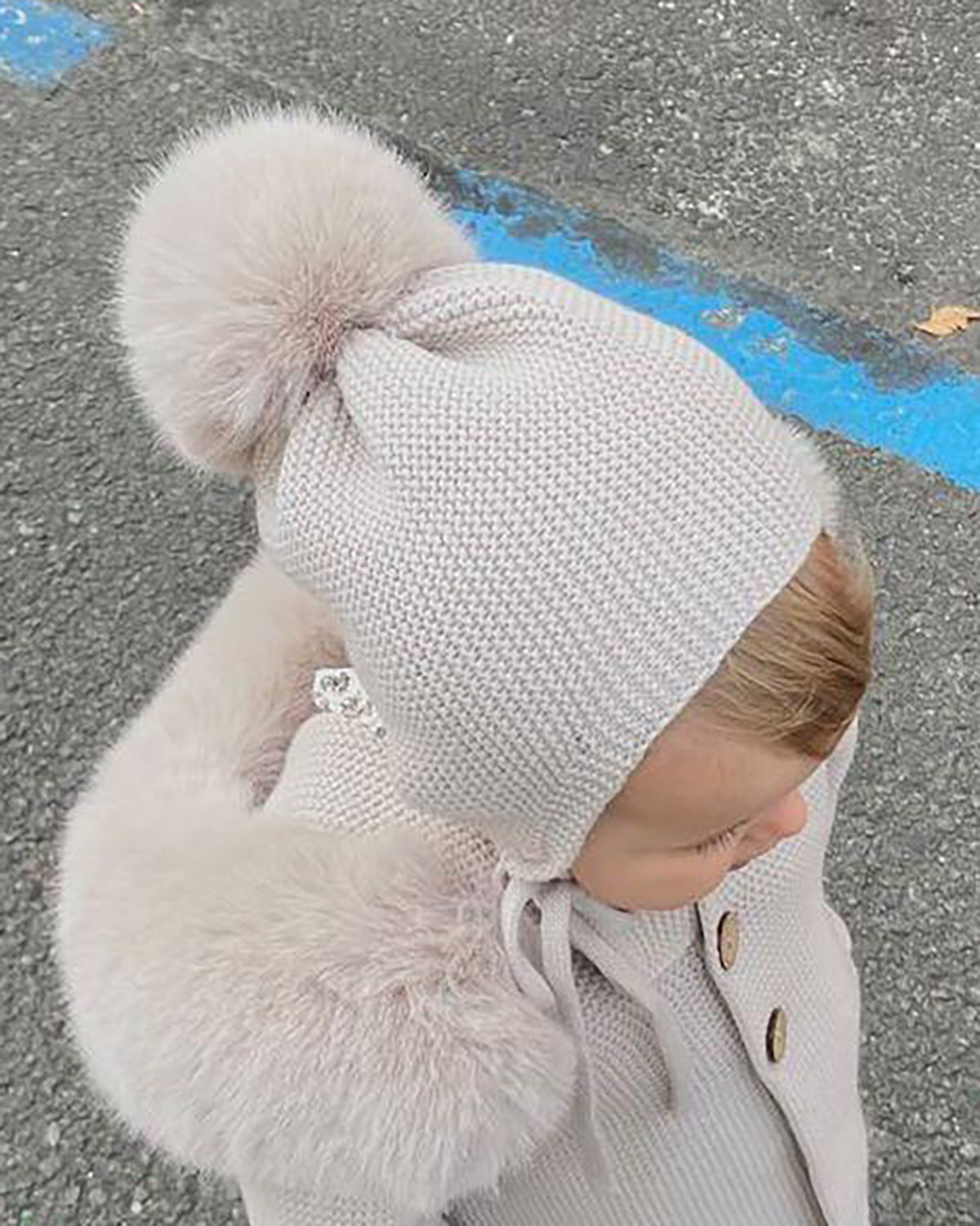 Gorro Pompón Pelo Natural Sintetico Camel - Pangasa Baby