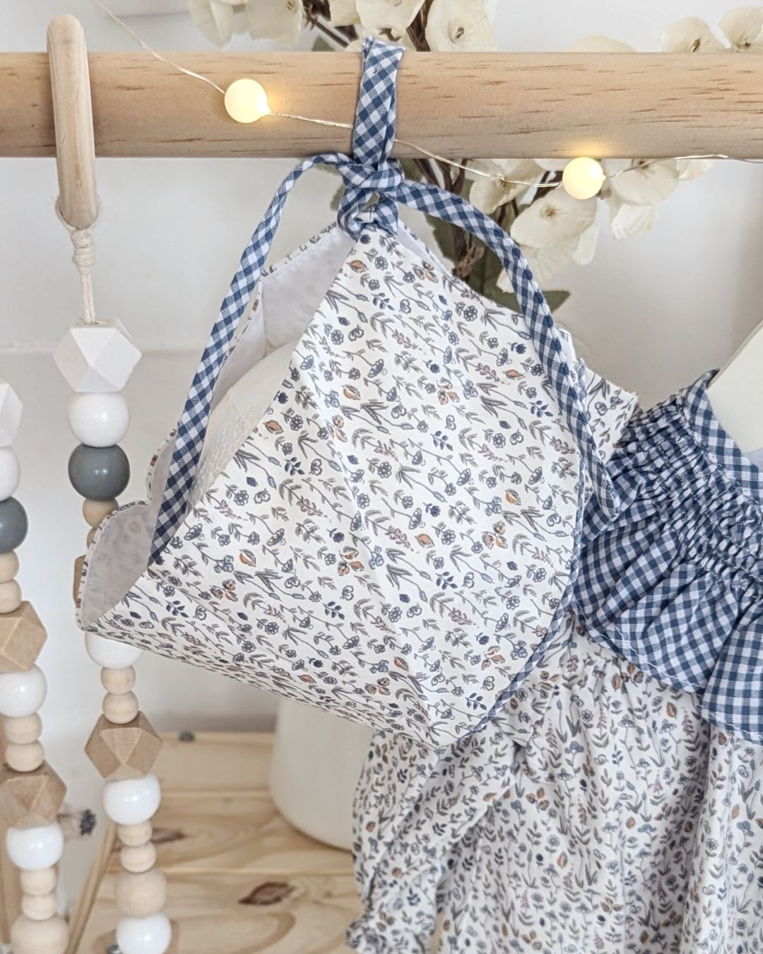 Jesusin Con Capota Familia Seda 1044INV-25 - Yoedu