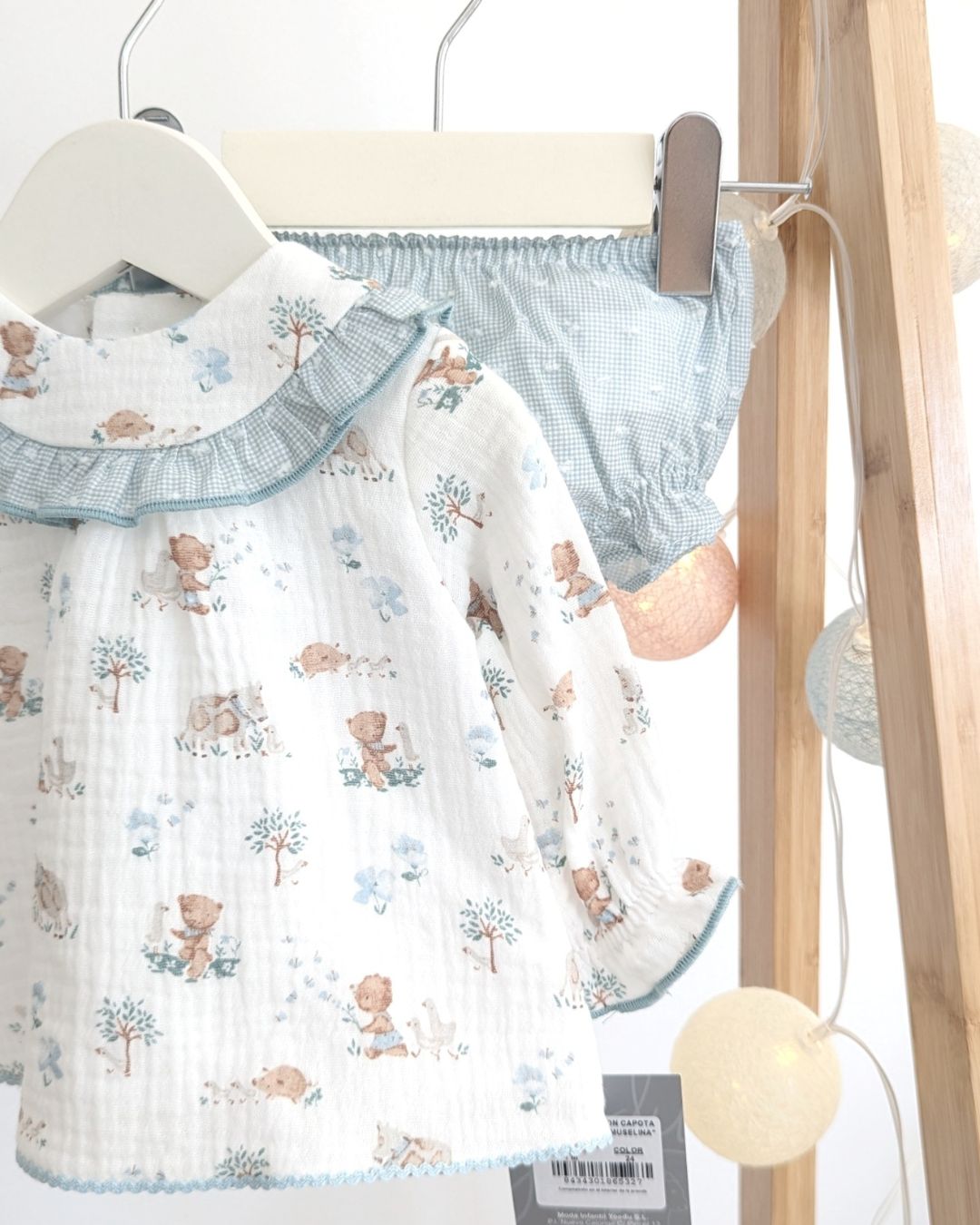 Jesusin Con Capota Familia Muselina 1050INV-25 - Yoedu