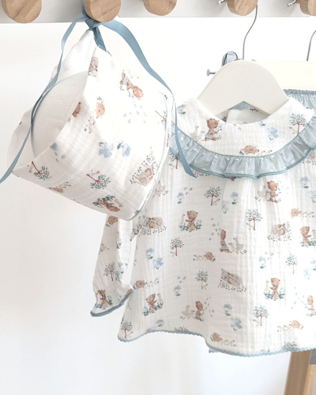 Jesusin Con Capota Familia Muselina 1050INV-25 - Yoedu