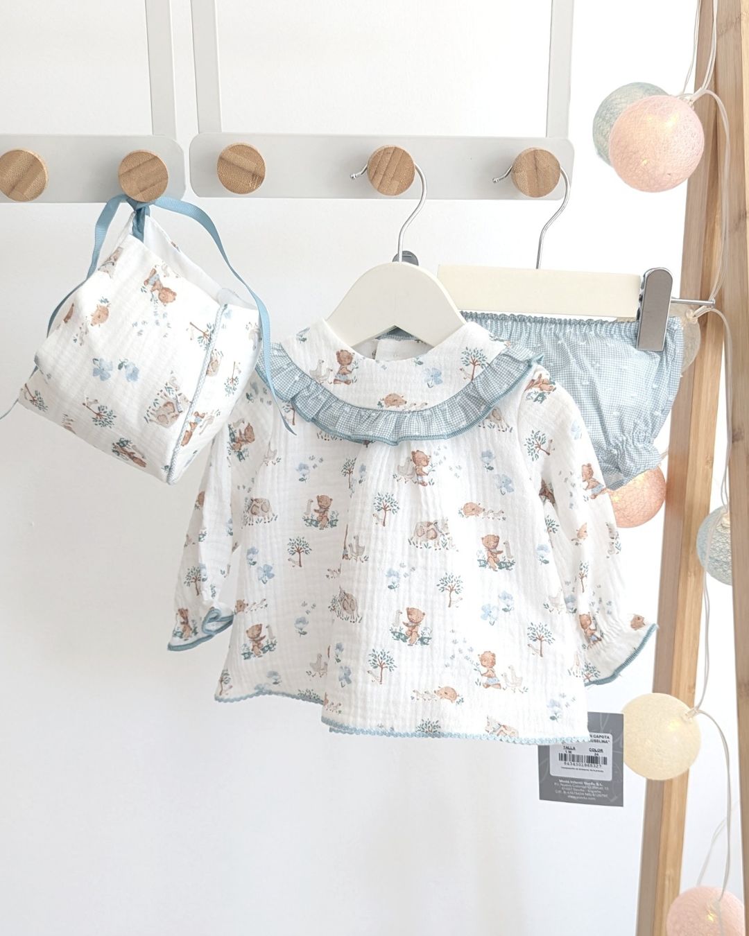 Jesusin Con Capota Familia Muselina 1050INV-25 - Yoedu