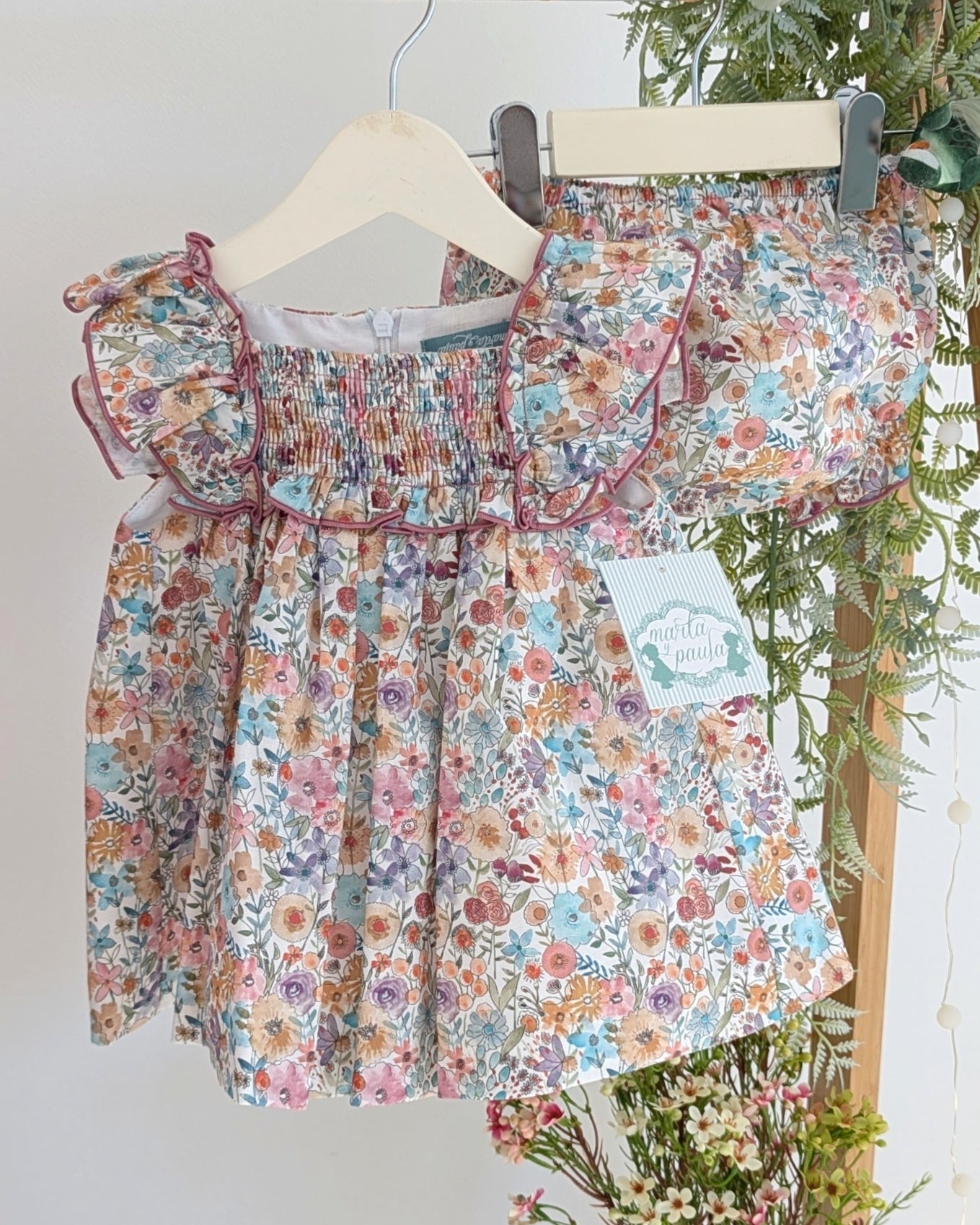 Vestido Con Braguita Flores Familia Piscis - Marta y Paula