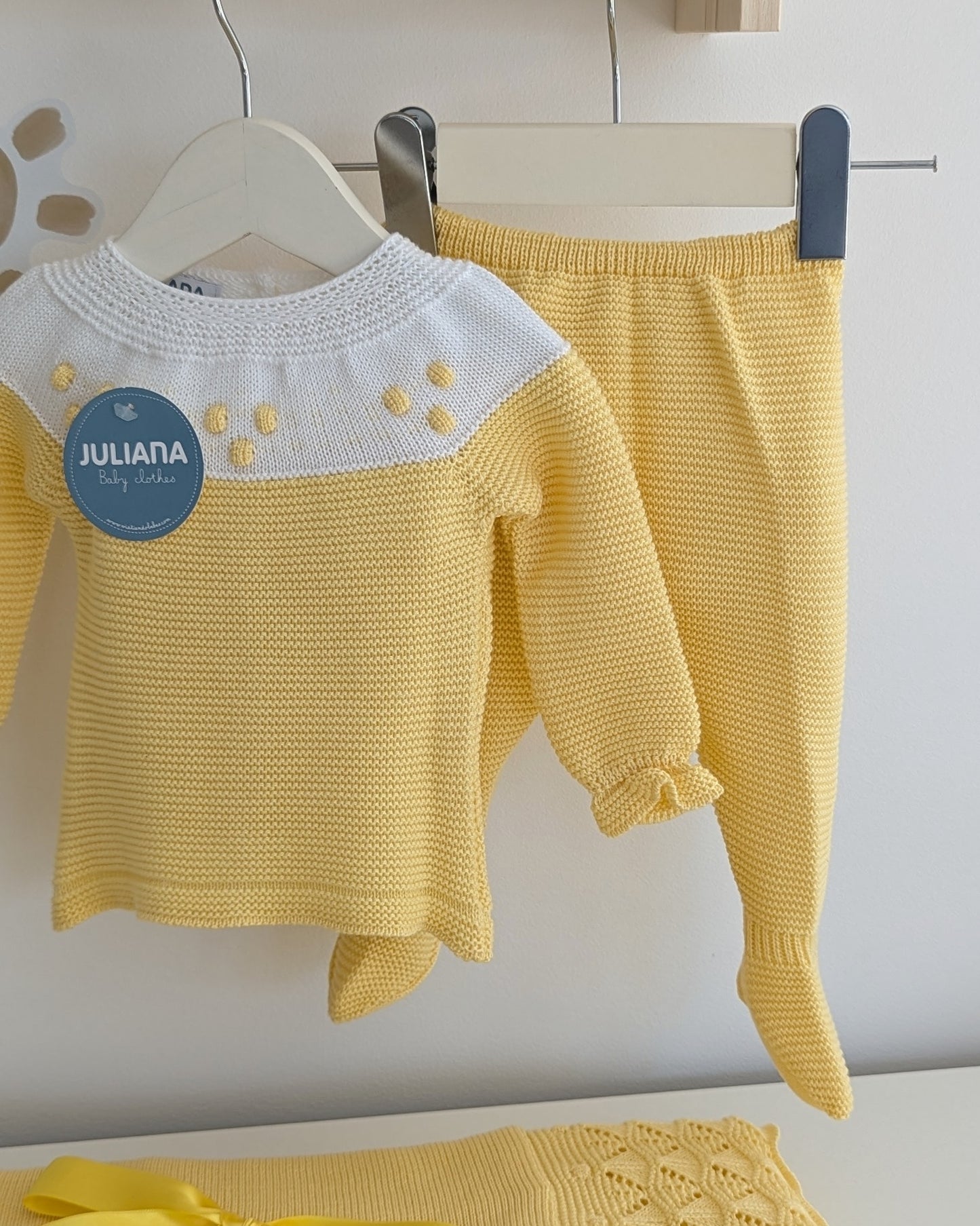Conjunto Polaina Canesú Bodoques Amarillo - Juliana