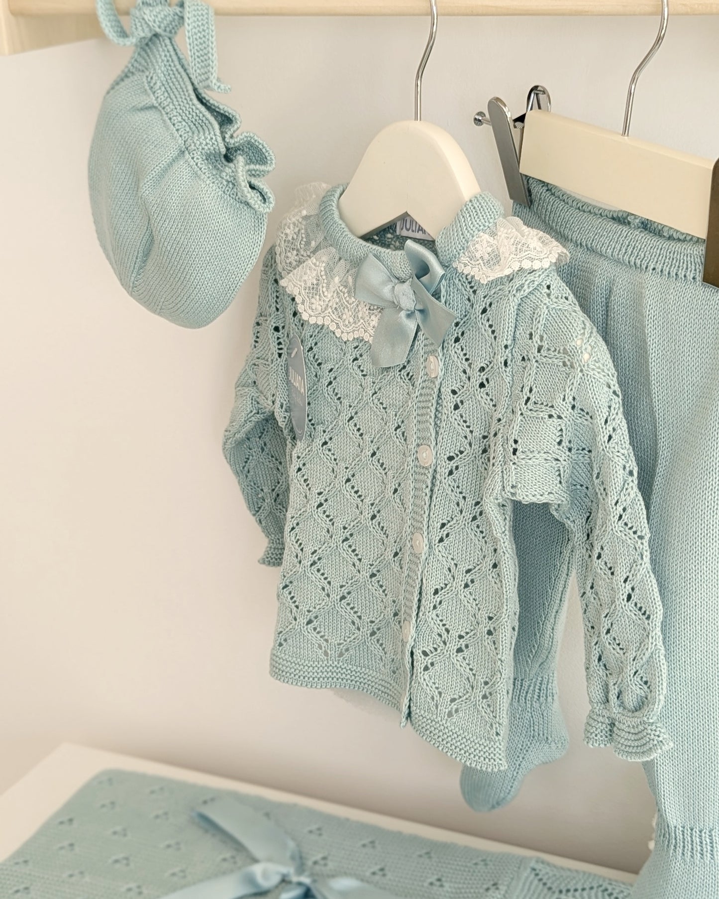 Conjunto Polaina Calado Lazo Verde Agua - Colección Tramontana de Juliana