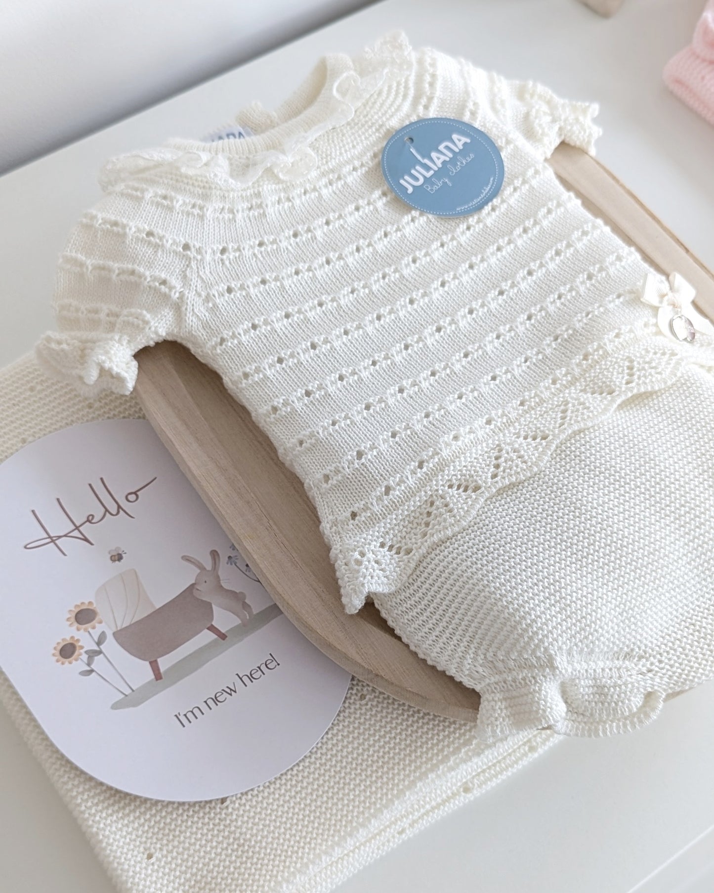 Conjunto Braga Punto Pasacintas Crudo - Colección Etesio de Juliana