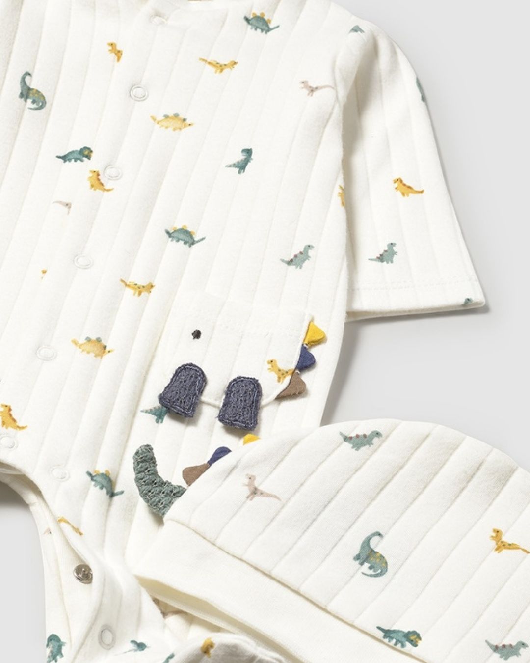 Pelele con Gorrito Bebe Niño Dinosaurio Crudo 27170 - Mayoral