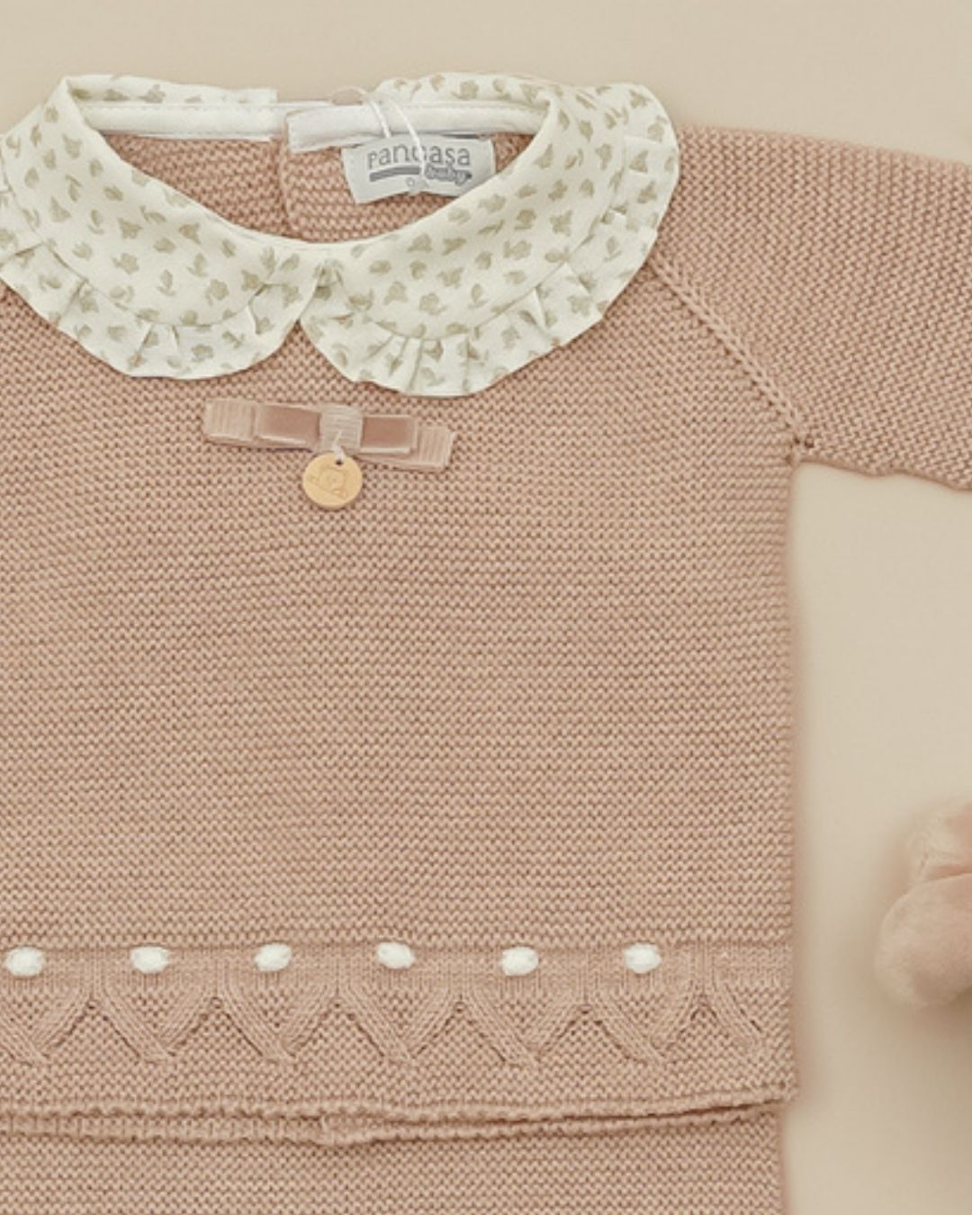 Primera Puesta Cuello Bebé Verde Hoja Flores Arena 🍃 Baby Leaves - Pangasa Baby