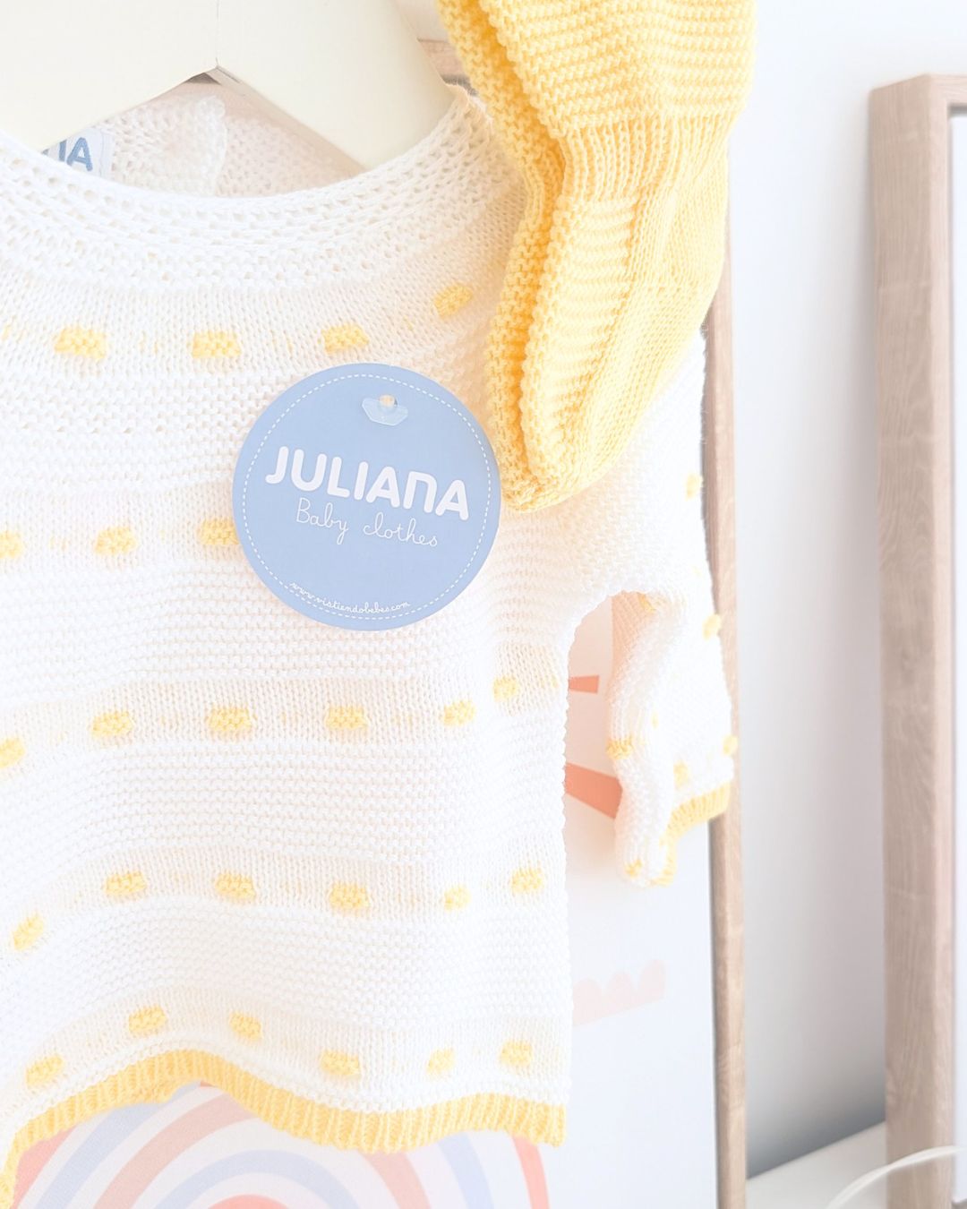 Primera Puesta Motas Amarillo - Juliana