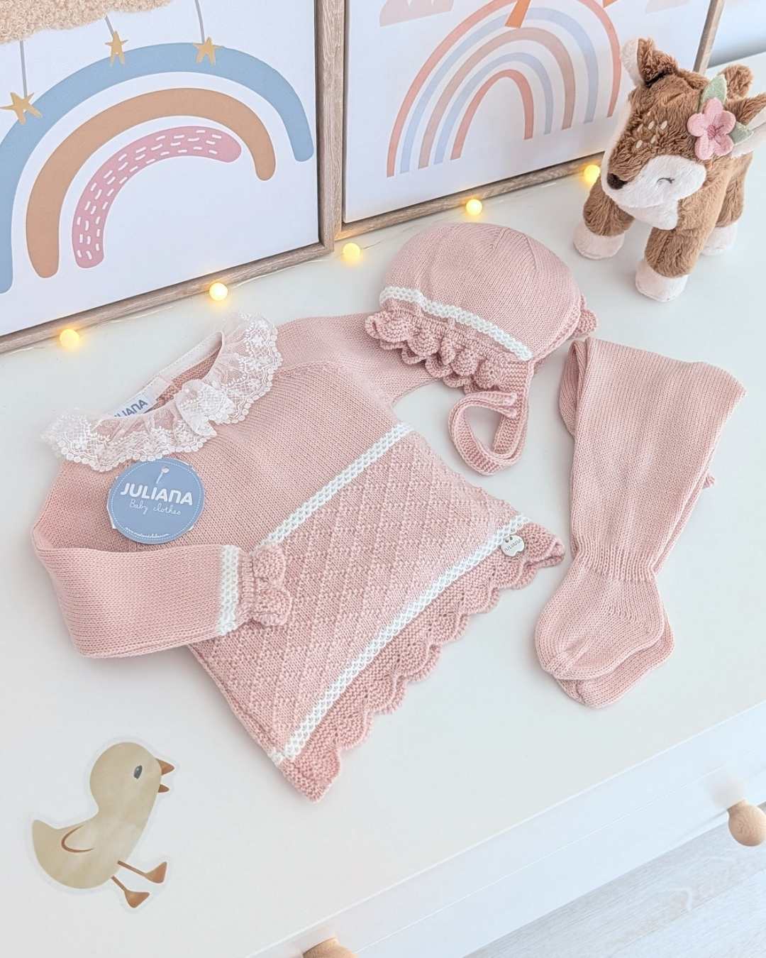 Primera Puesta Cuello Volante Rombos Rosa Palo - Colección Ladera Juliana