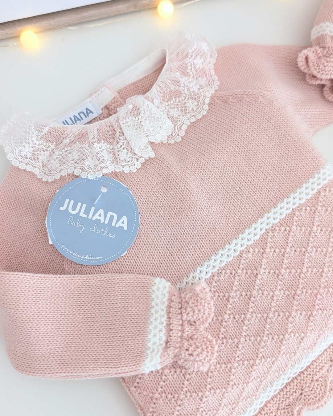 Primera Puesta Cuello Volante Rombos Rosa Palo - Colección Ladera Juliana