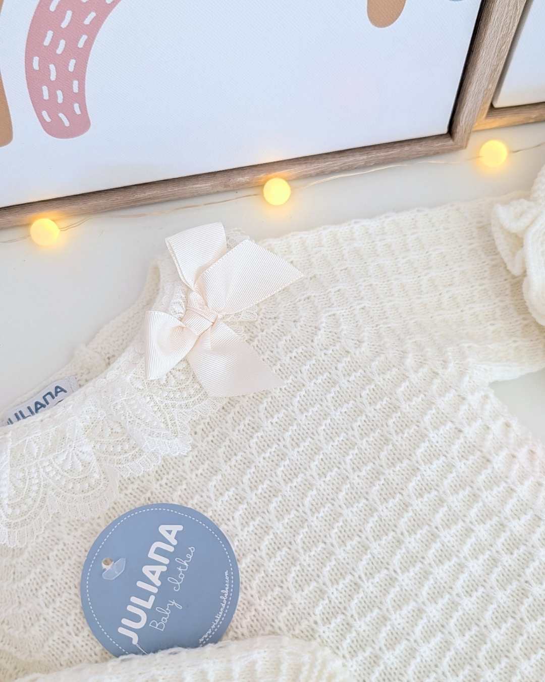 Primera Puesta Puntilla Crudo - Colección Luz Juliana