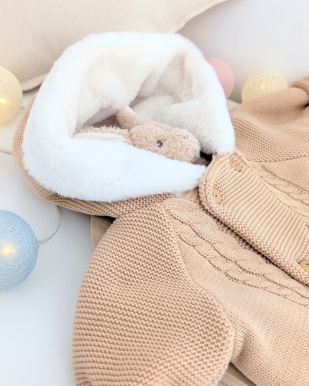 Trenka Bebé Lana Pelito Camel