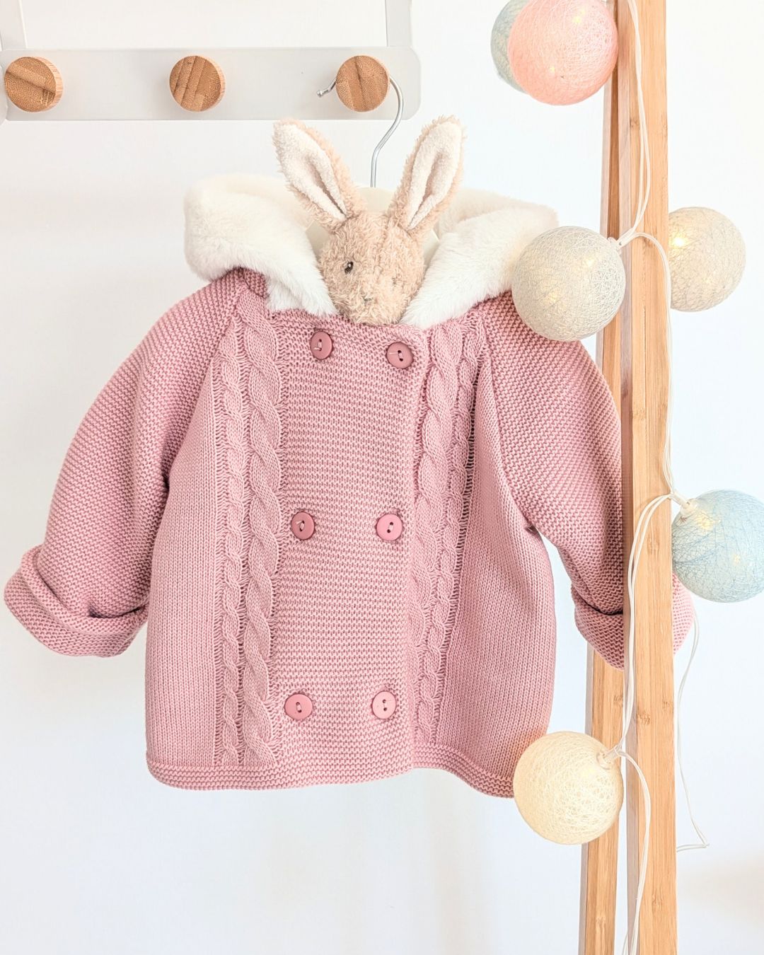 Trenka Bebé Lana Pelito Rosa Maquillaje