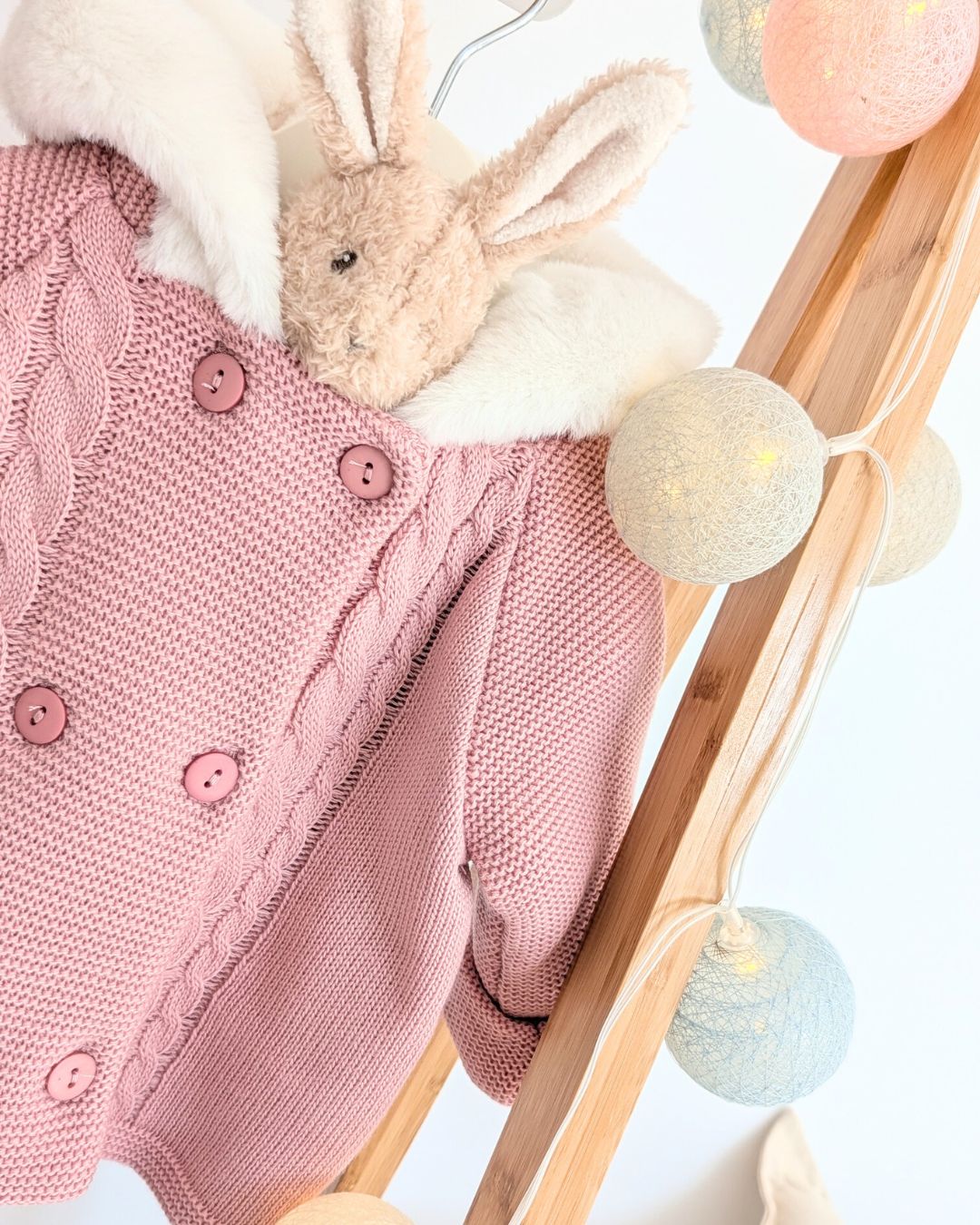 Trenka Bebé Lana Pelito Rosa Maquillaje