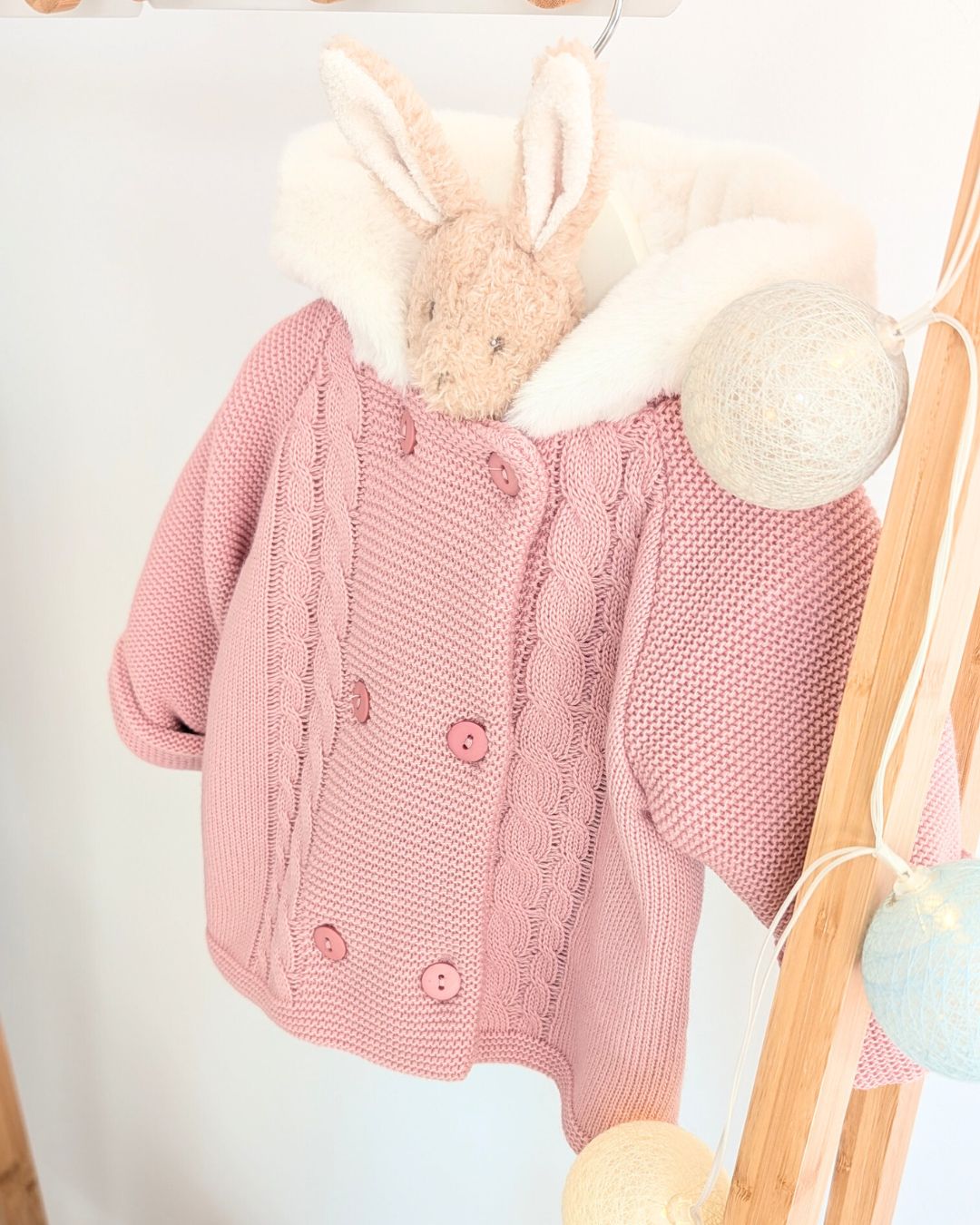 Trenka Bebé Lana Pelito Rosa Maquillaje