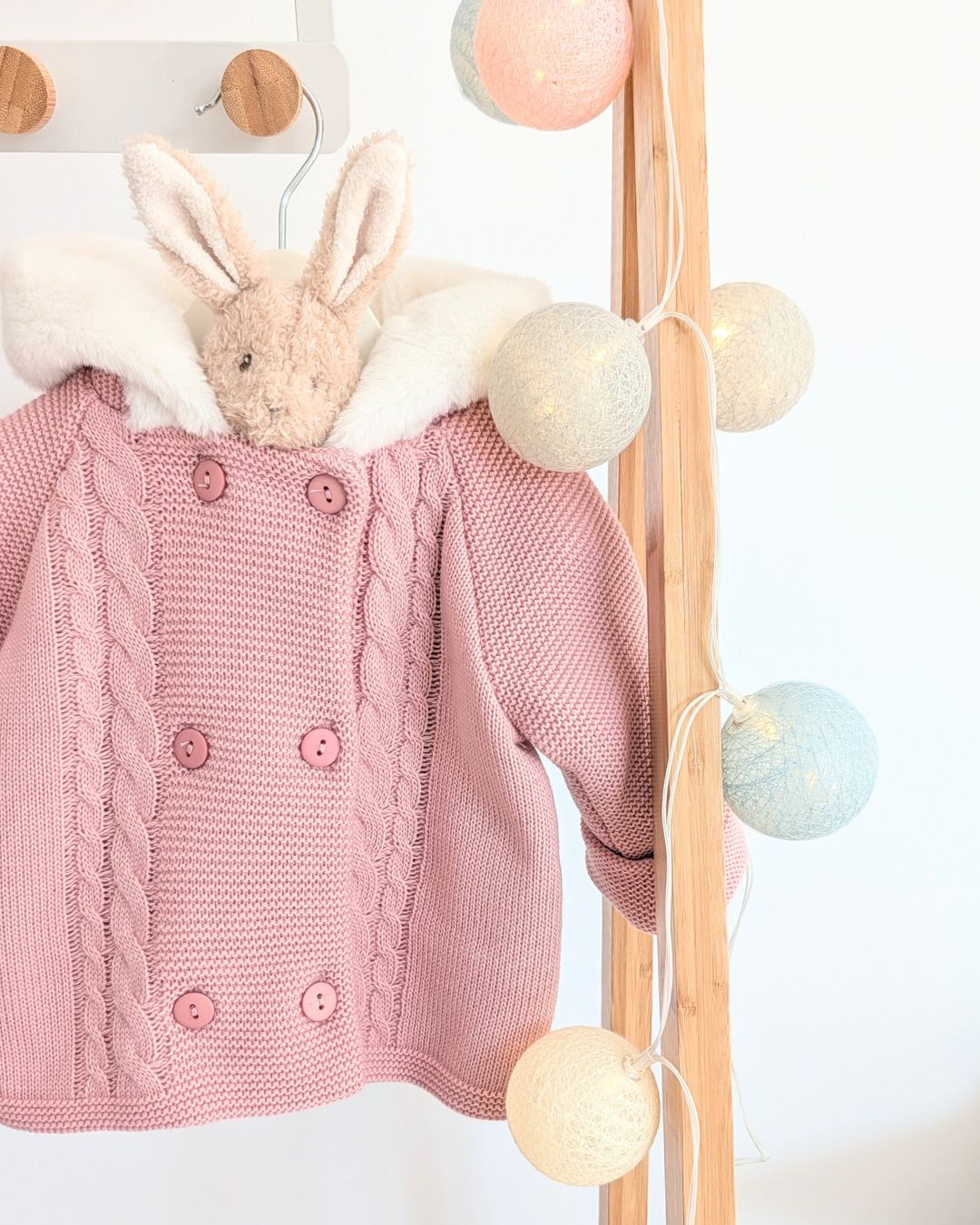 Trenka Bebé Lana Pelito Rosa Maquillaje