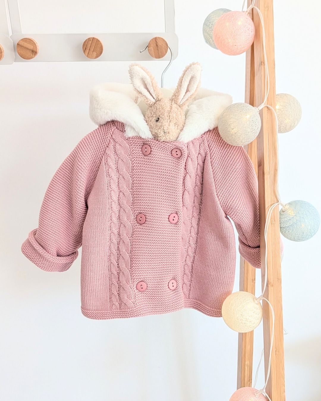 Trenka Bebé Lana Pelito Rosa Maquillaje