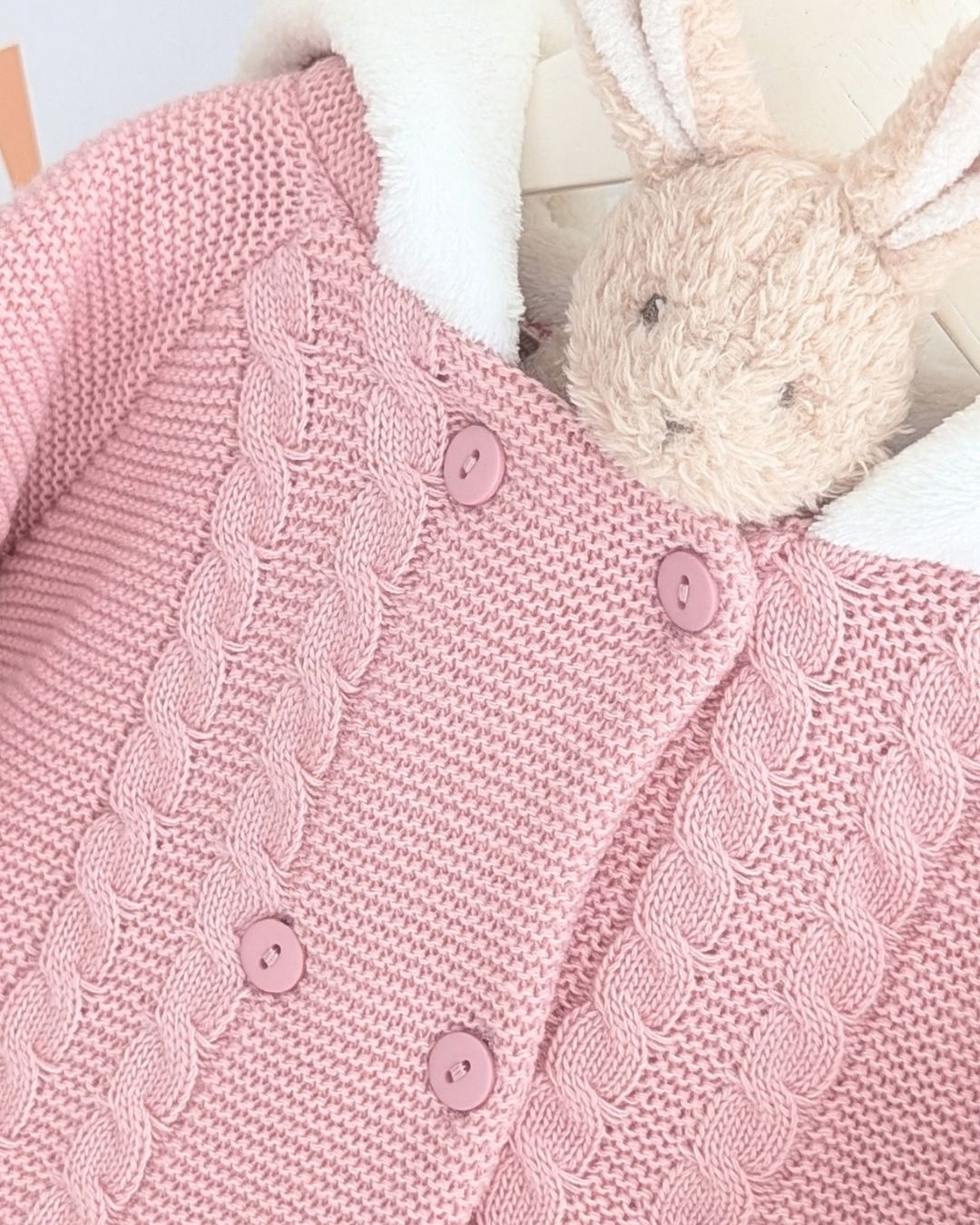 Trenka Bebé Pelito Maquillaje