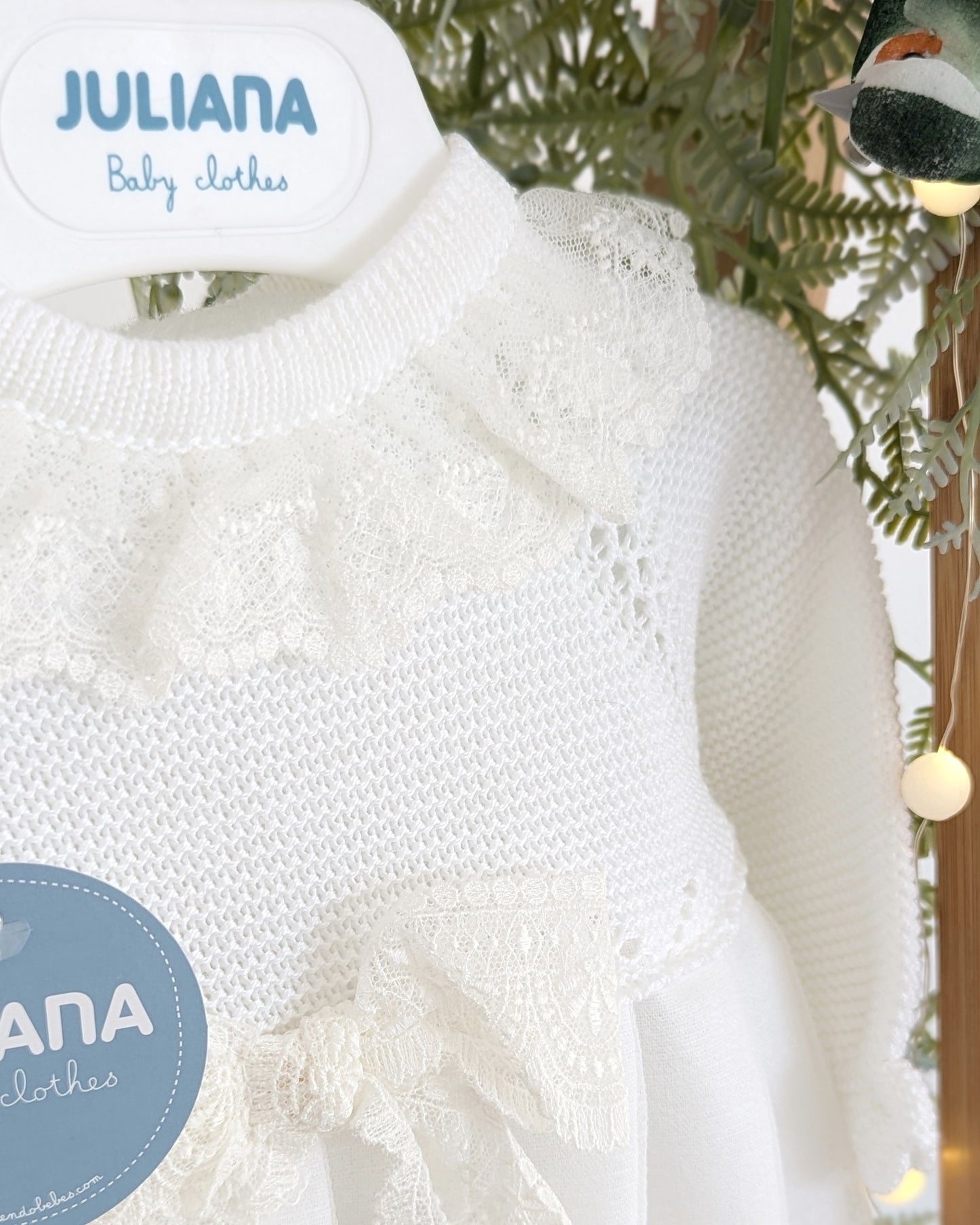 Faldon Lino Con Encaje Blanco - Colección Grecale de Juliana