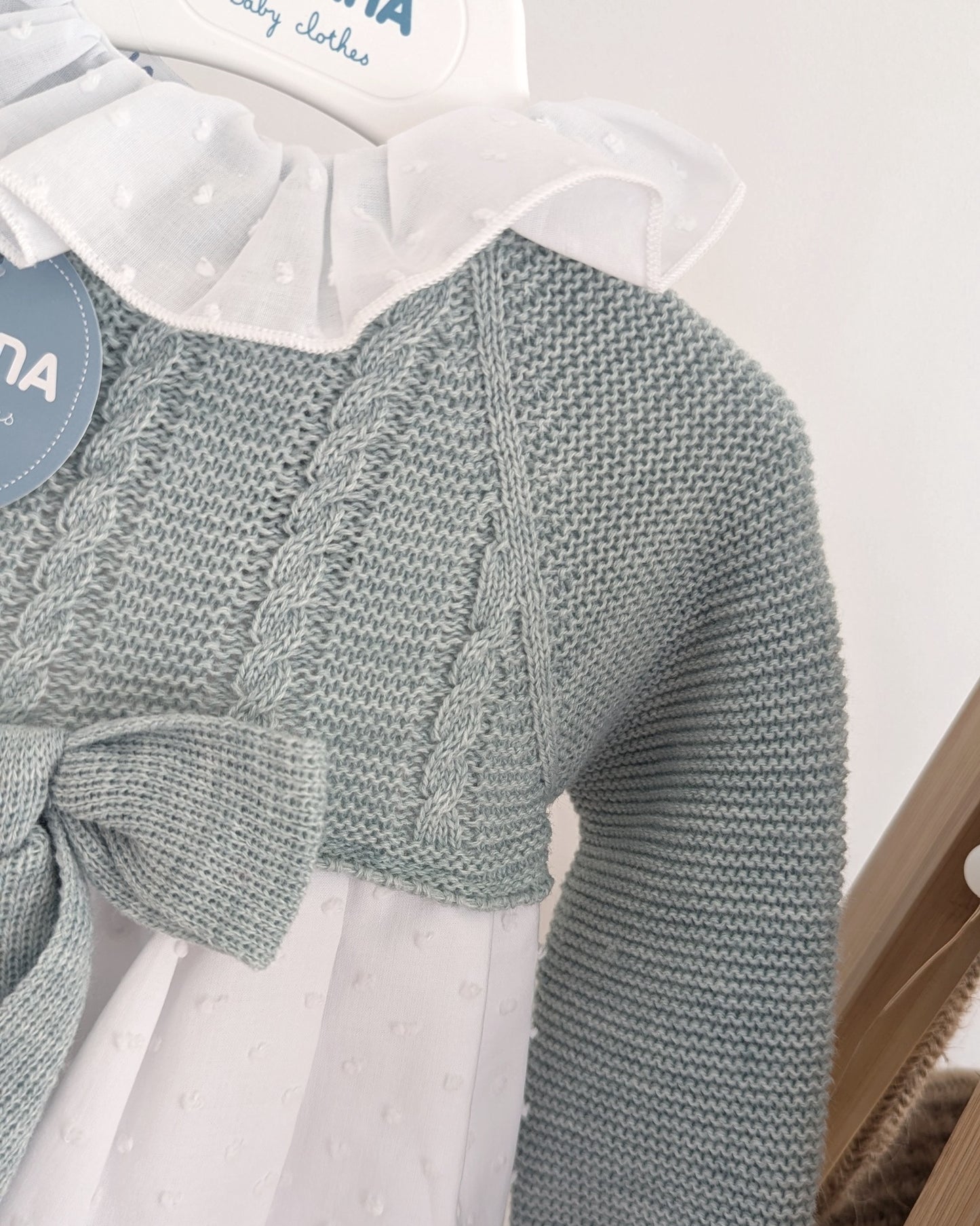 Faldon Plumeti Verde Menta - Coleccion Acuarela de Juliana