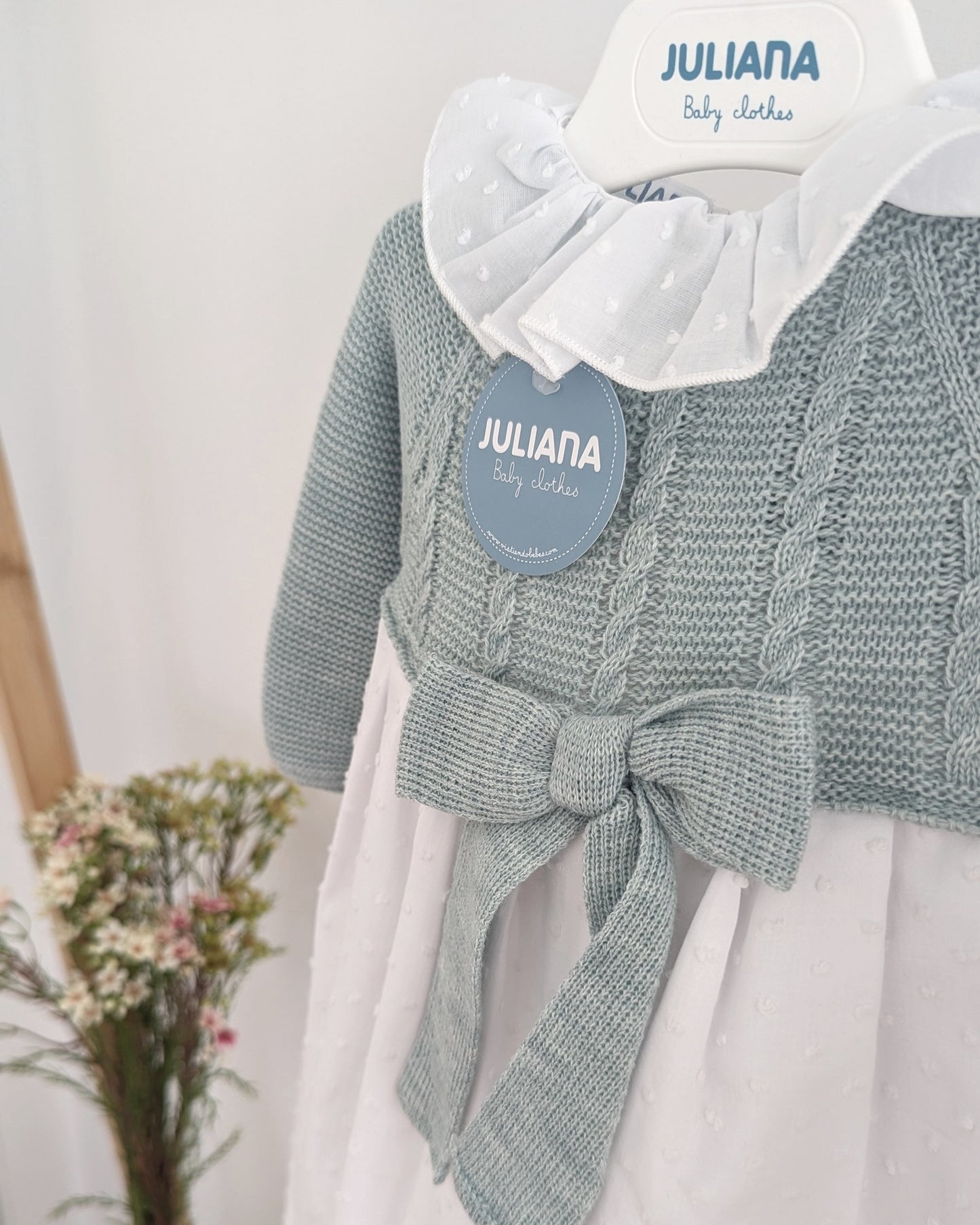 Faldon Plumeti Verde Menta - Coleccion Acuarela de Juliana